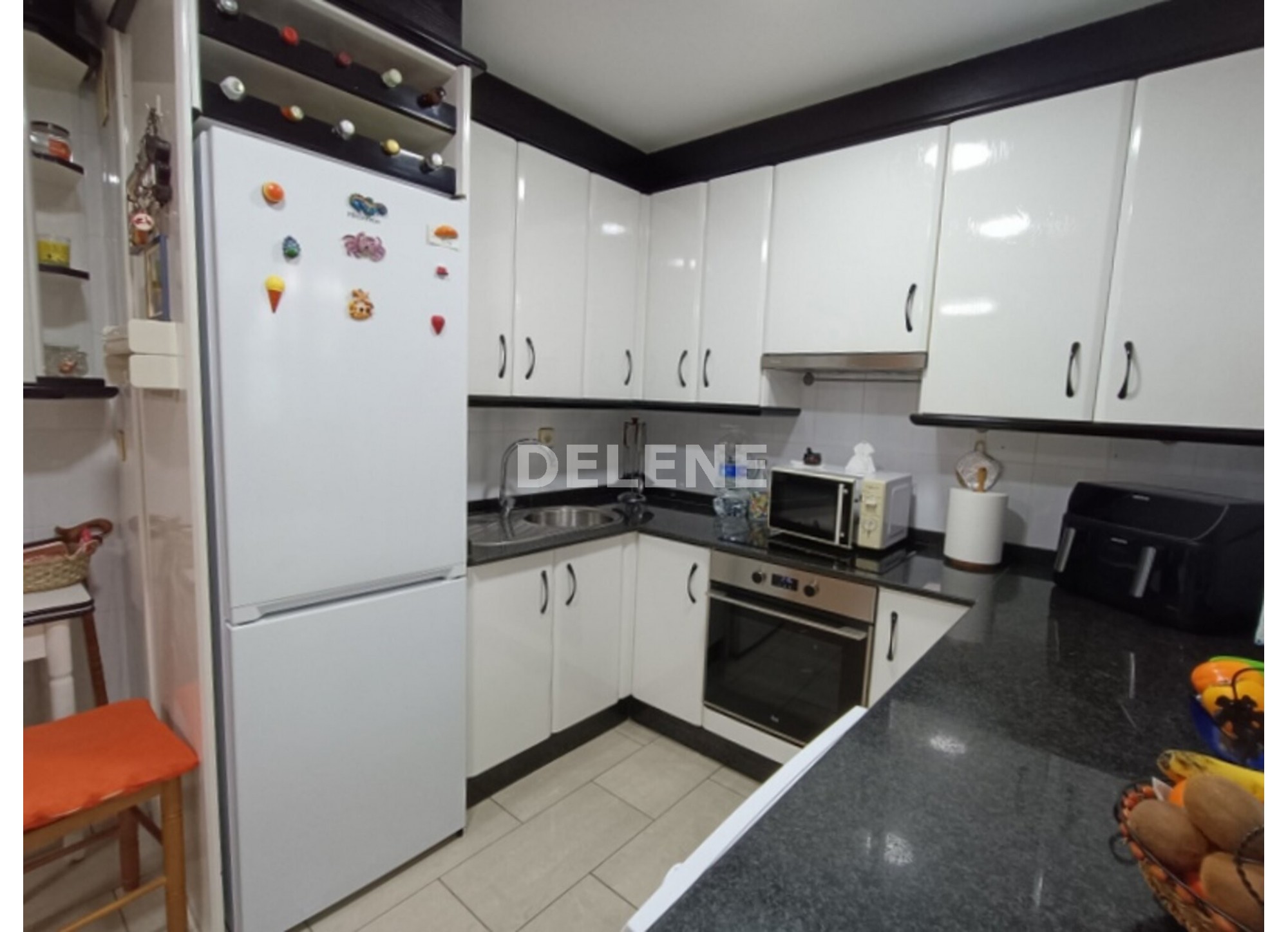 2866 CHALET ADOSADO CON PATIO EN ISSO