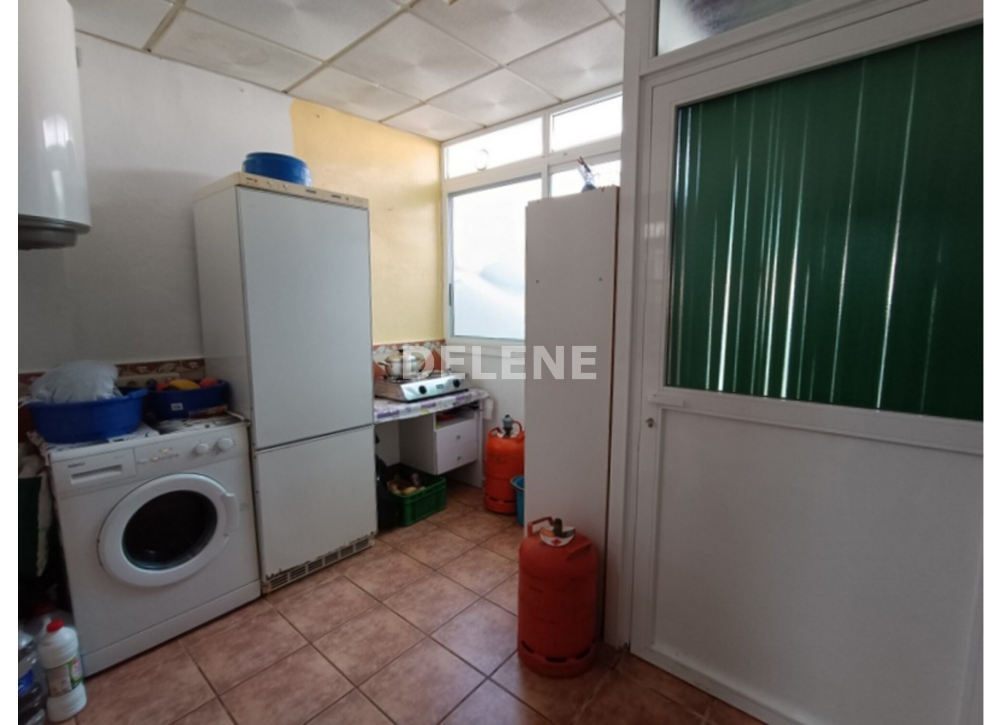 2866 CHALET ADOSADO CON PATIO EN ISSO