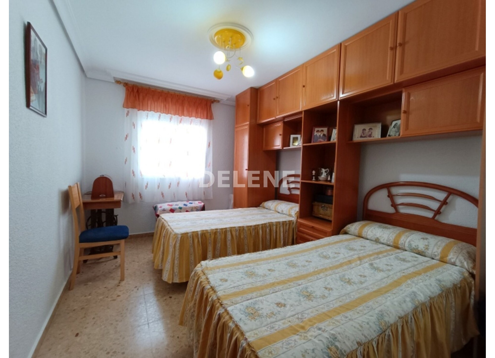 2866 CHALET ADOSADO CON PATIO EN ISSO