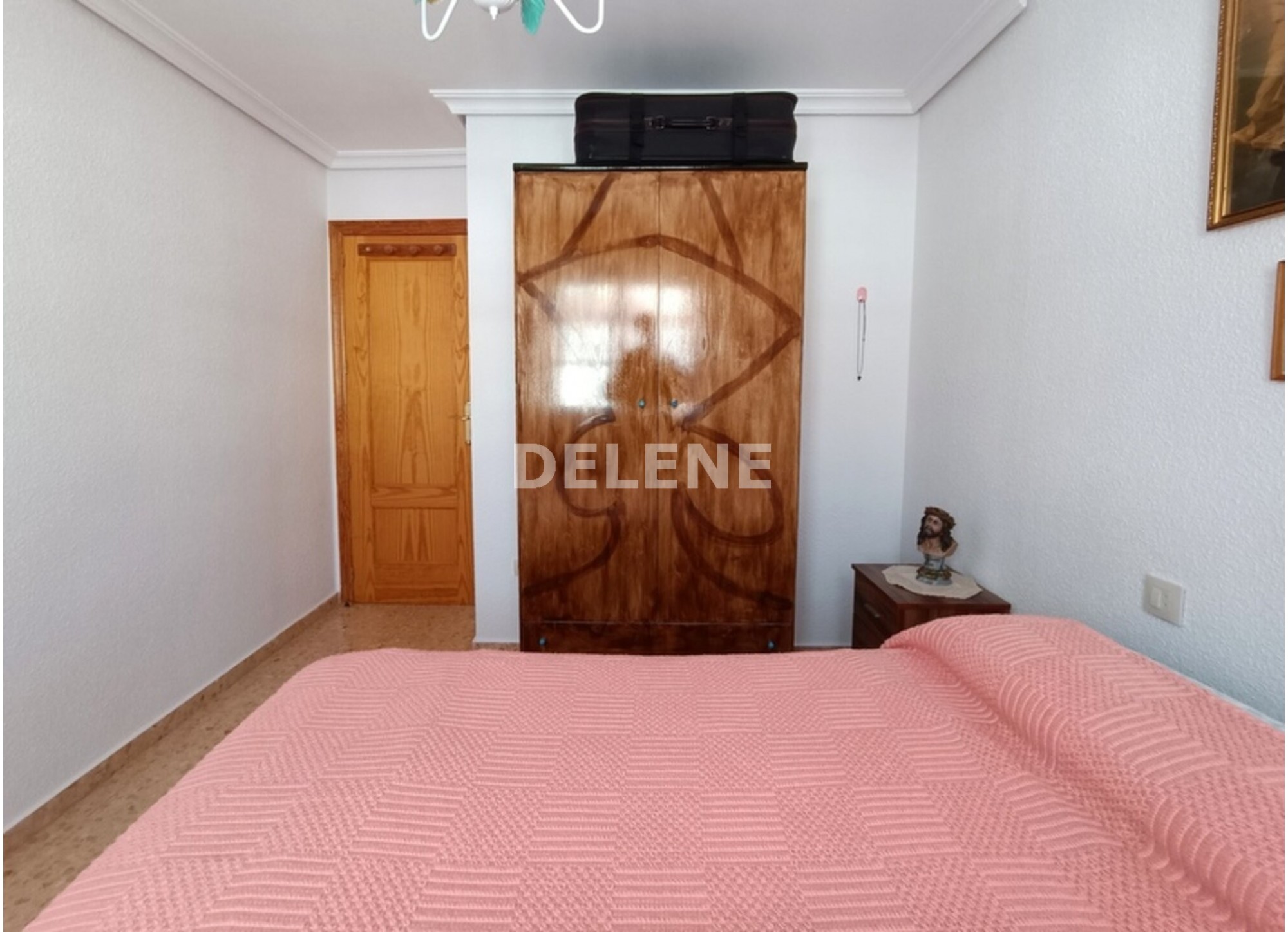 2866 CHALET ADOSADO CON PATIO EN ISSO