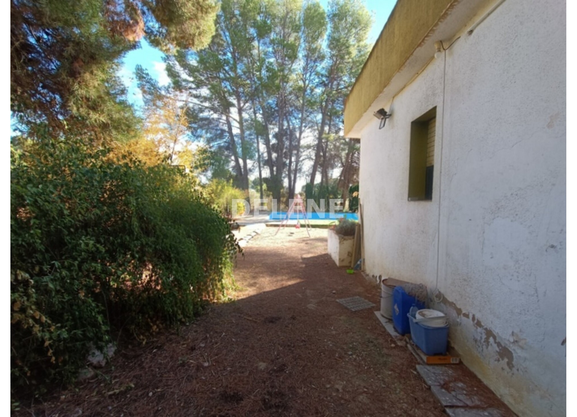 2870 CHALET DE CAMPO CON PISCINA Y TERRENO, ZONA LA LOSILLA