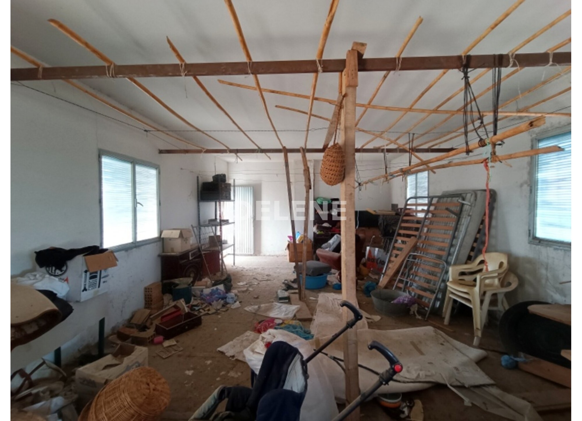 2871 TERRENO CON VIVIENDA PARA REFORMAR EN DIRECCIÓN CASA POTRILLA