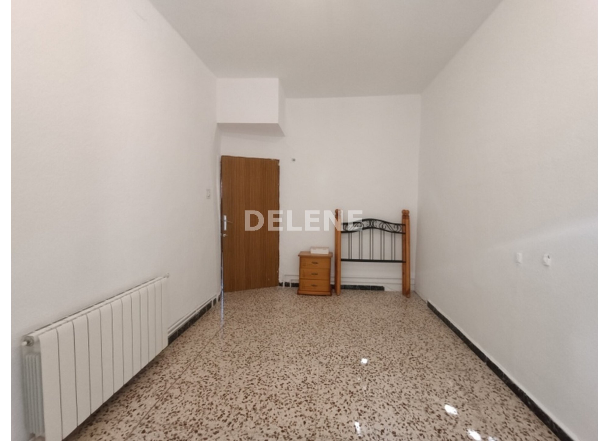 2827 CASA CON TERRAZA EN SAN ROQUE