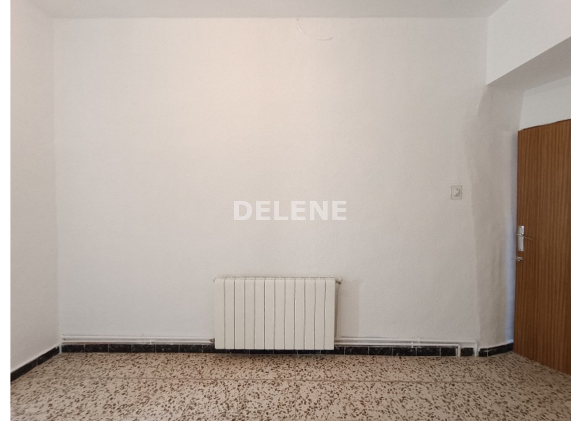 2827 CASA CON TERRAZA EN SAN ROQUE