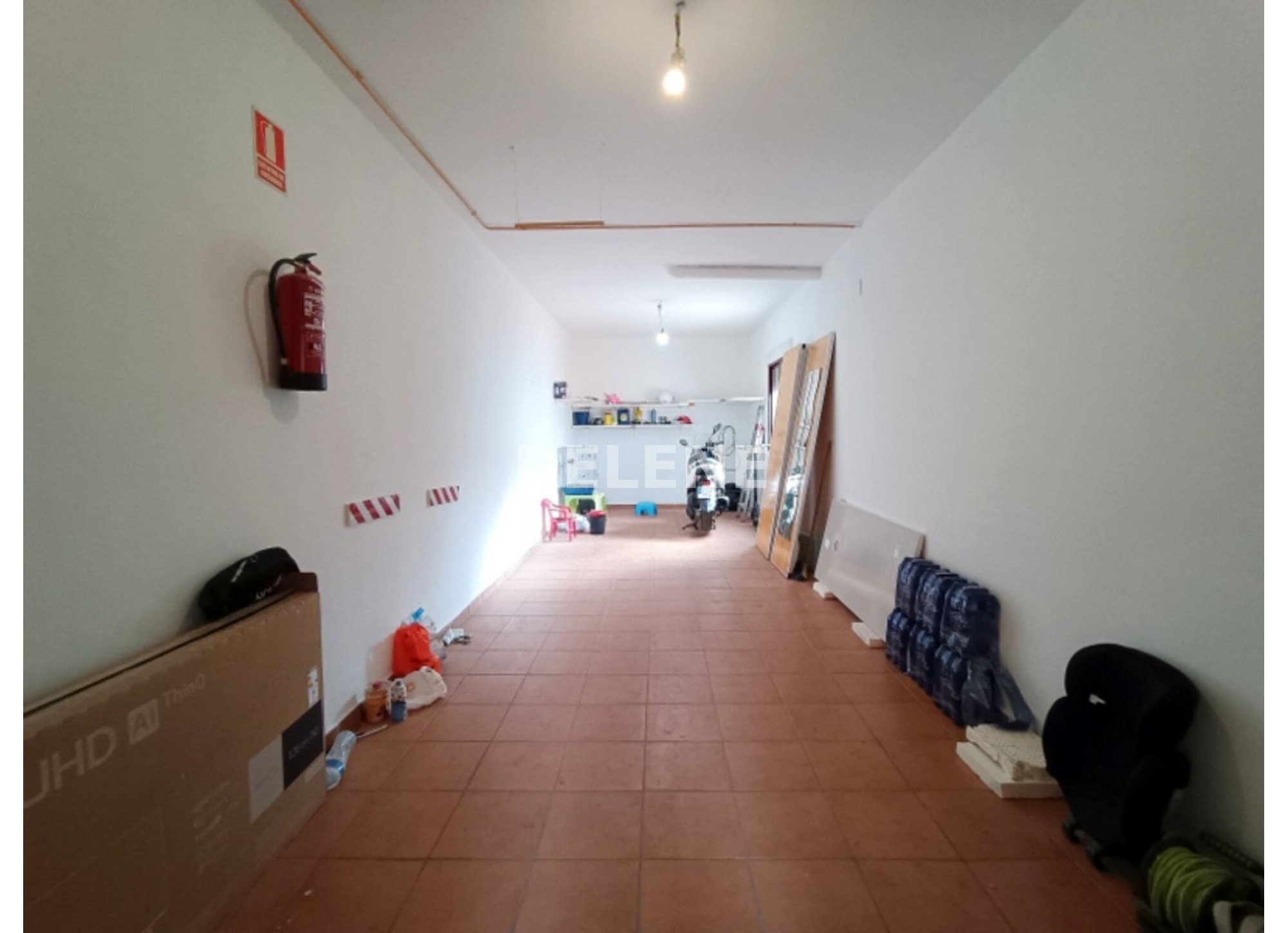 2872 ADOSADO CON PATIO GARAJE Y SOTANO EN ZONA AMBULATORIO Nº 2