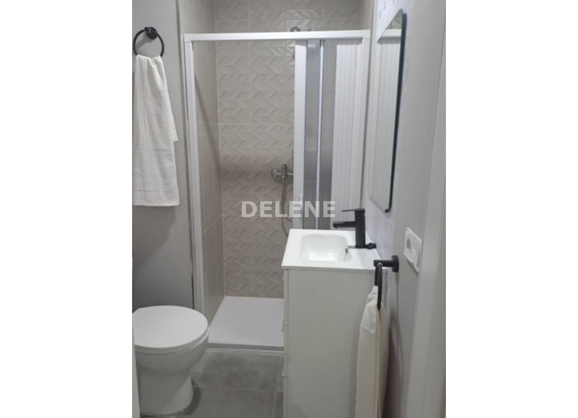 2873 APARTAMENTO CON BALCÓN, ZONA MESONES