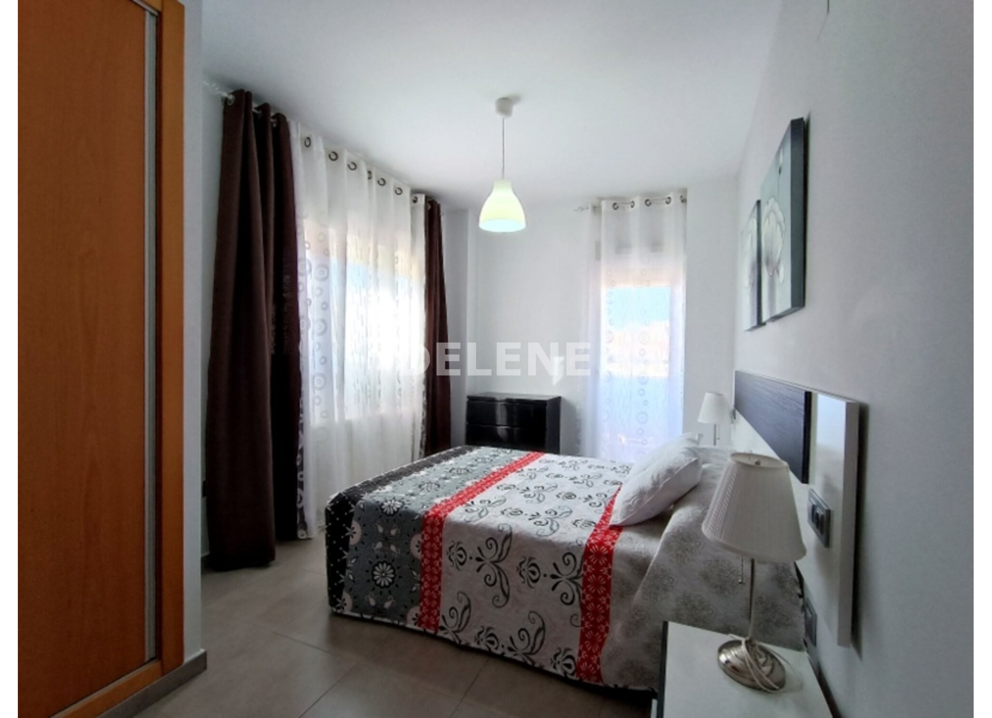 2874 PISO CON COCHERA, TRASTERO Y DOS BALCONES ZONA HOSPITAL