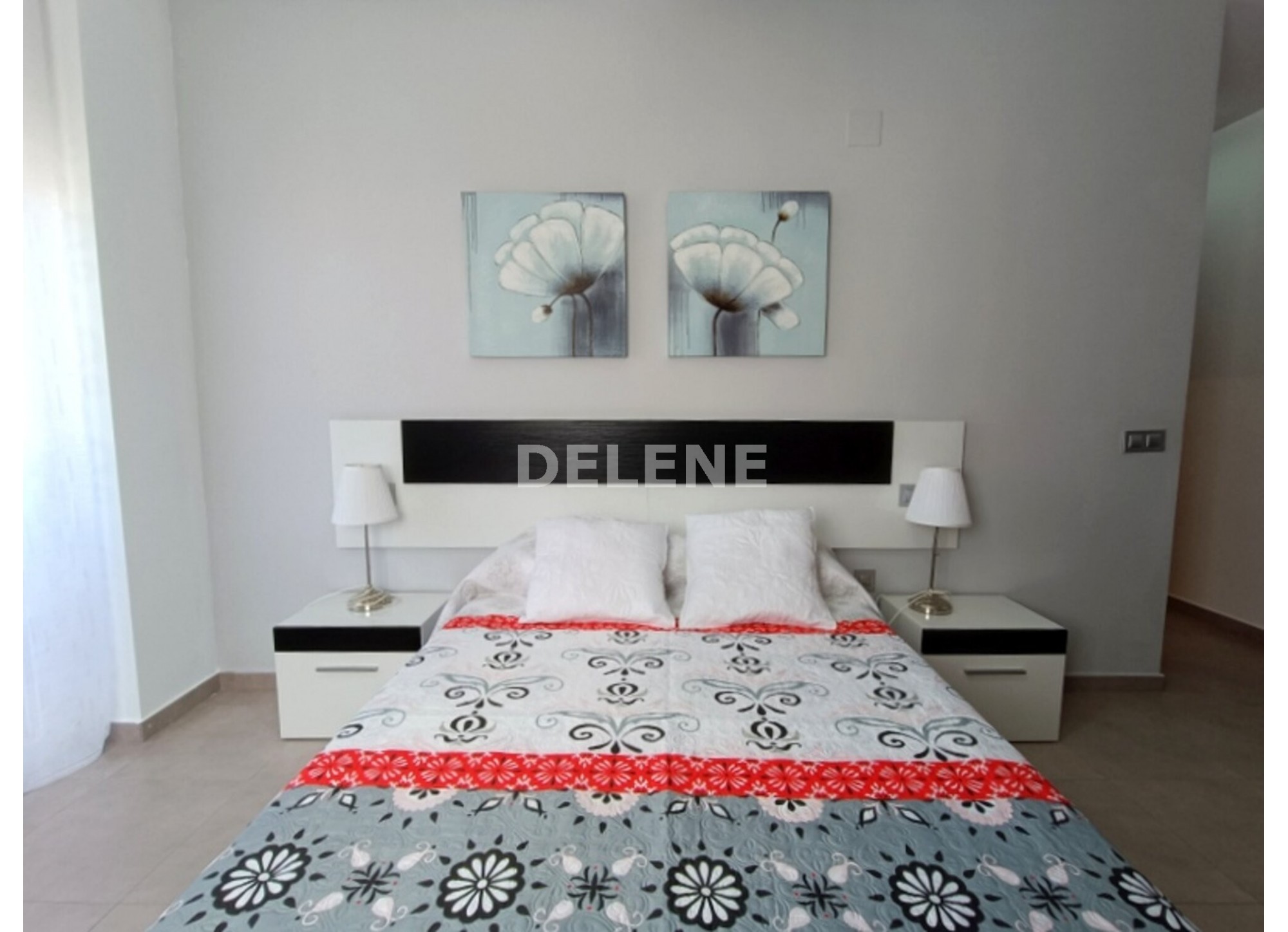 2874 PISO CON COCHERA, TRASTERO Y DOS BALCONES ZONA HOSPITAL