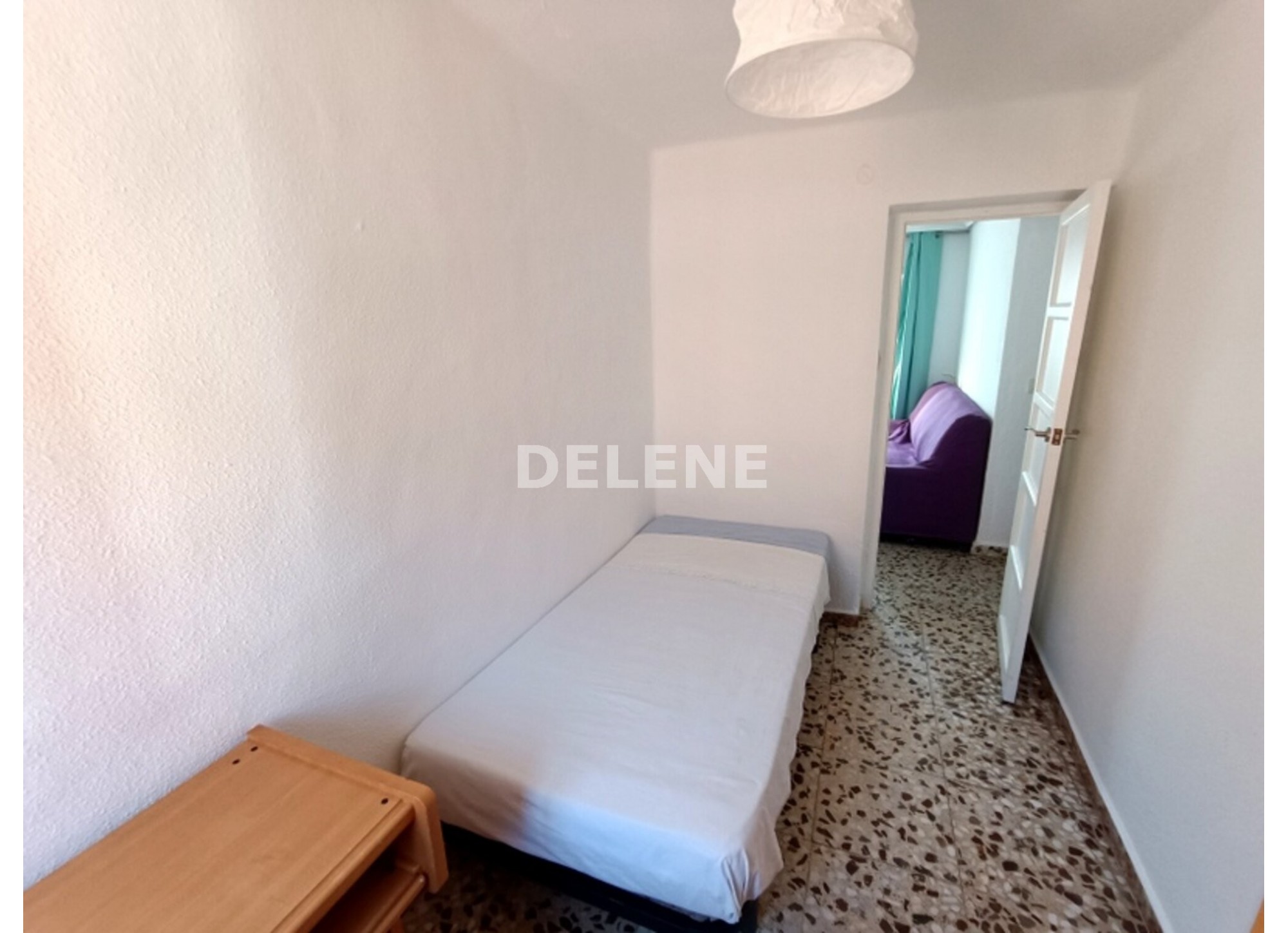 2875 PISO CON BALCÓN EN ZONA HOSPITAL