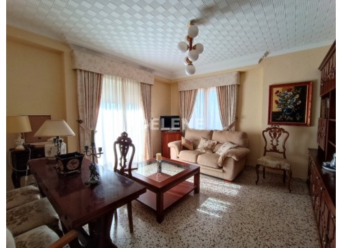 2876 PISO CON BALCONES EN ZONA CORAZÓN DE JESÚS