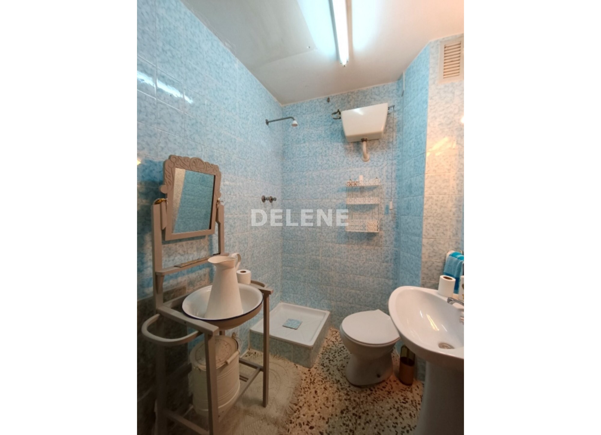 2876 PISO CON BALCONES EN ZONA CORAZÓN DE JESÚS