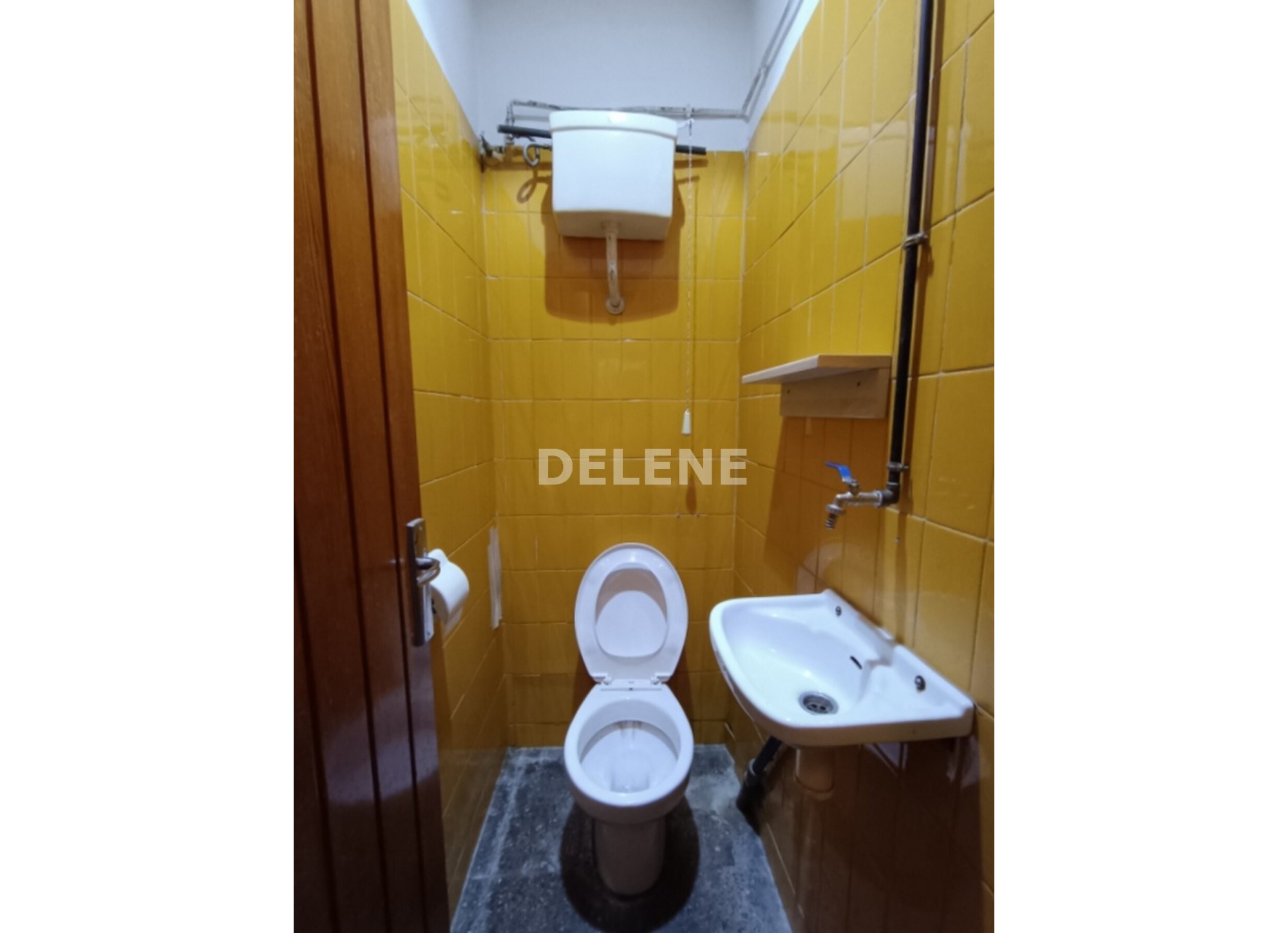 2877 LOCAL PRÓXIMO A MERCADONA