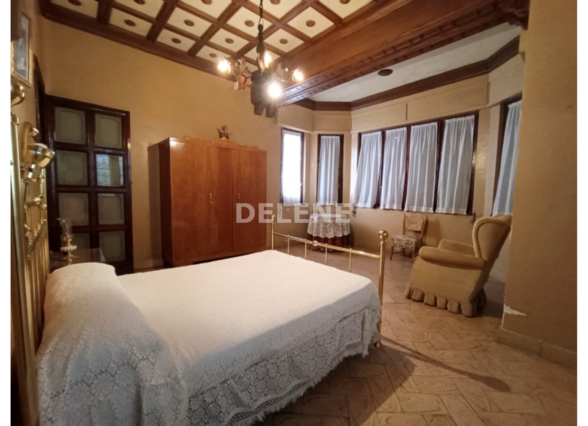 2879 CASA SEÑORIAL DE 691 m2, ZONA GRAN VÍA