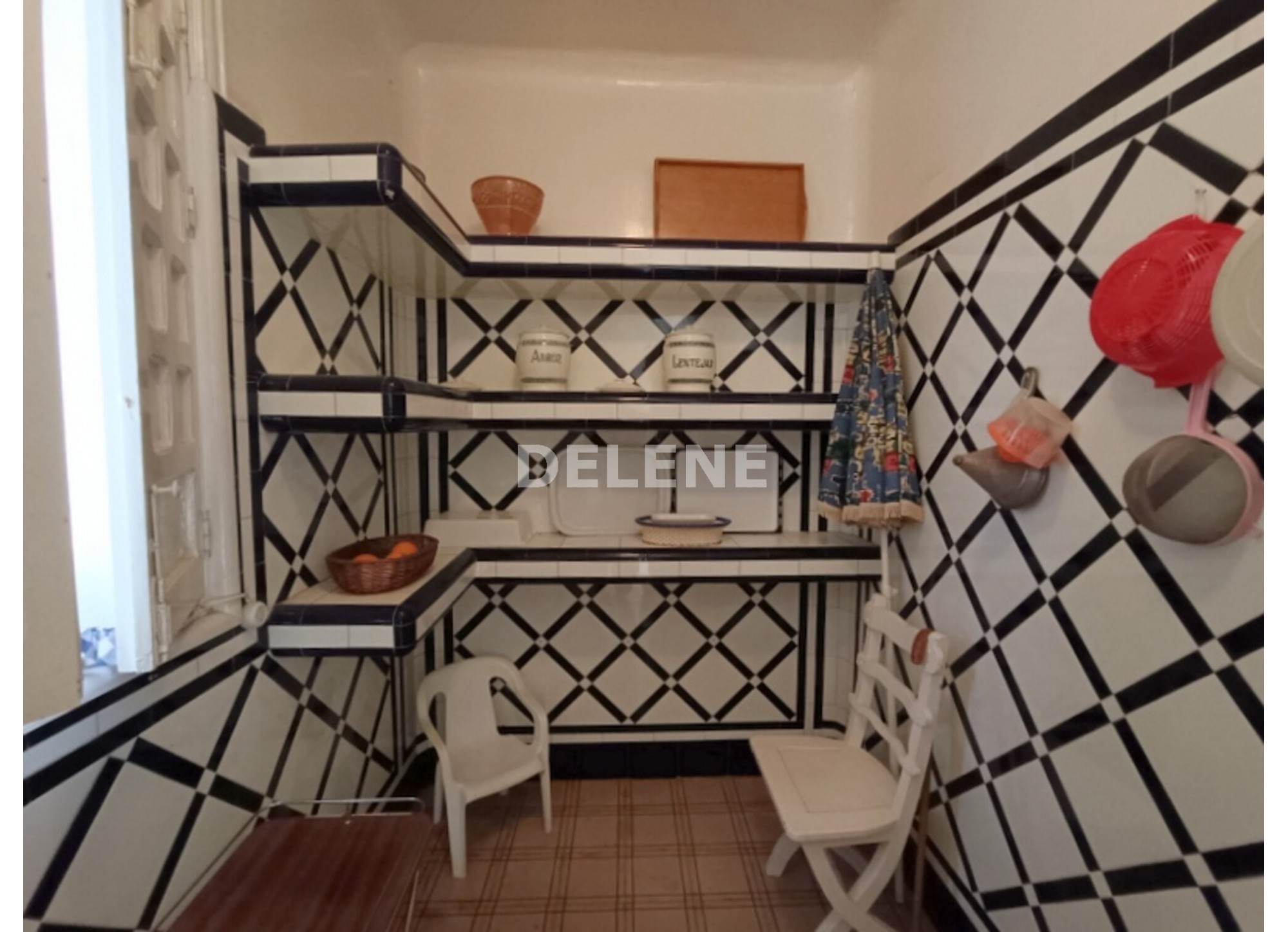 2879 CASA SEÑORIAL DE 691 m2, ZONA GRAN VÍA