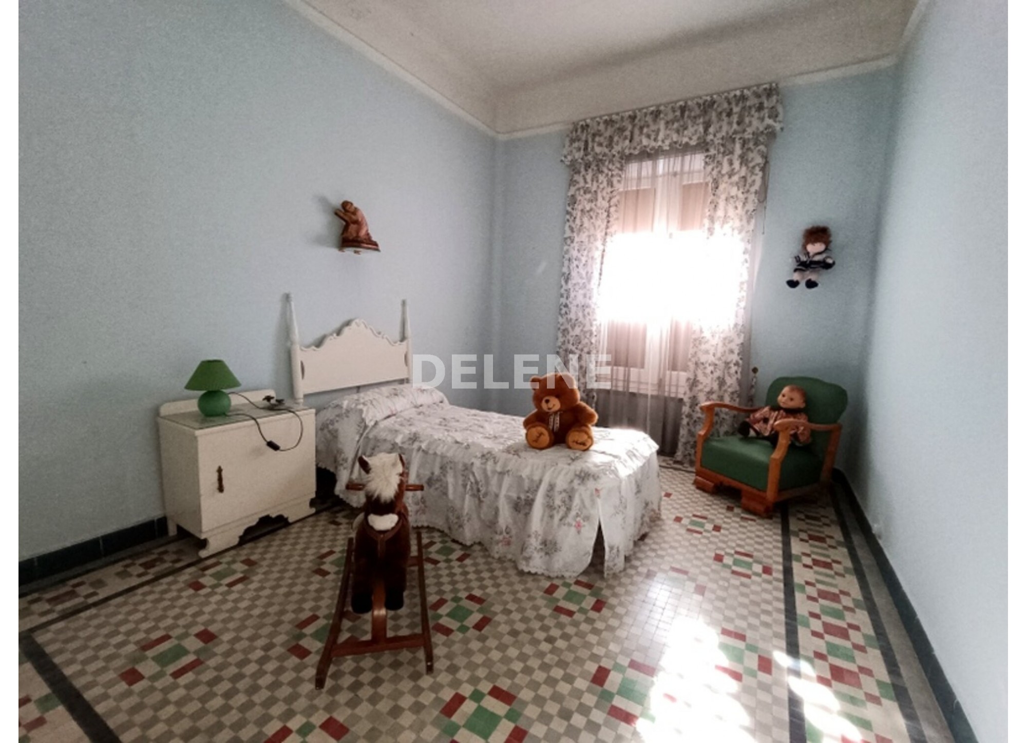 2879 CASA SEÑORIAL DE 691 m2, ZONA GRAN VÍA