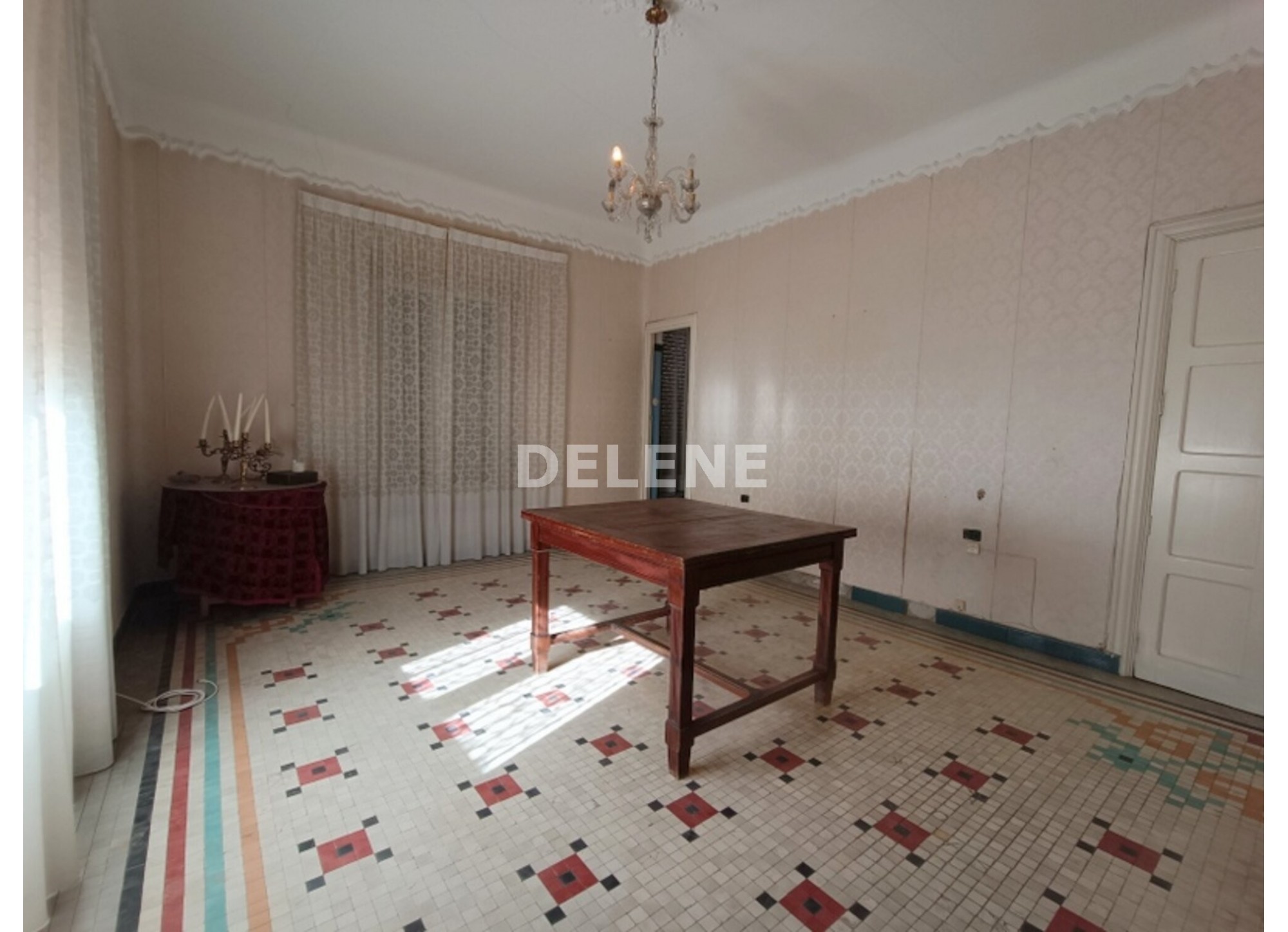 2879 CASA SEÑORIAL DE 691 m2, ZONA GRAN VÍA