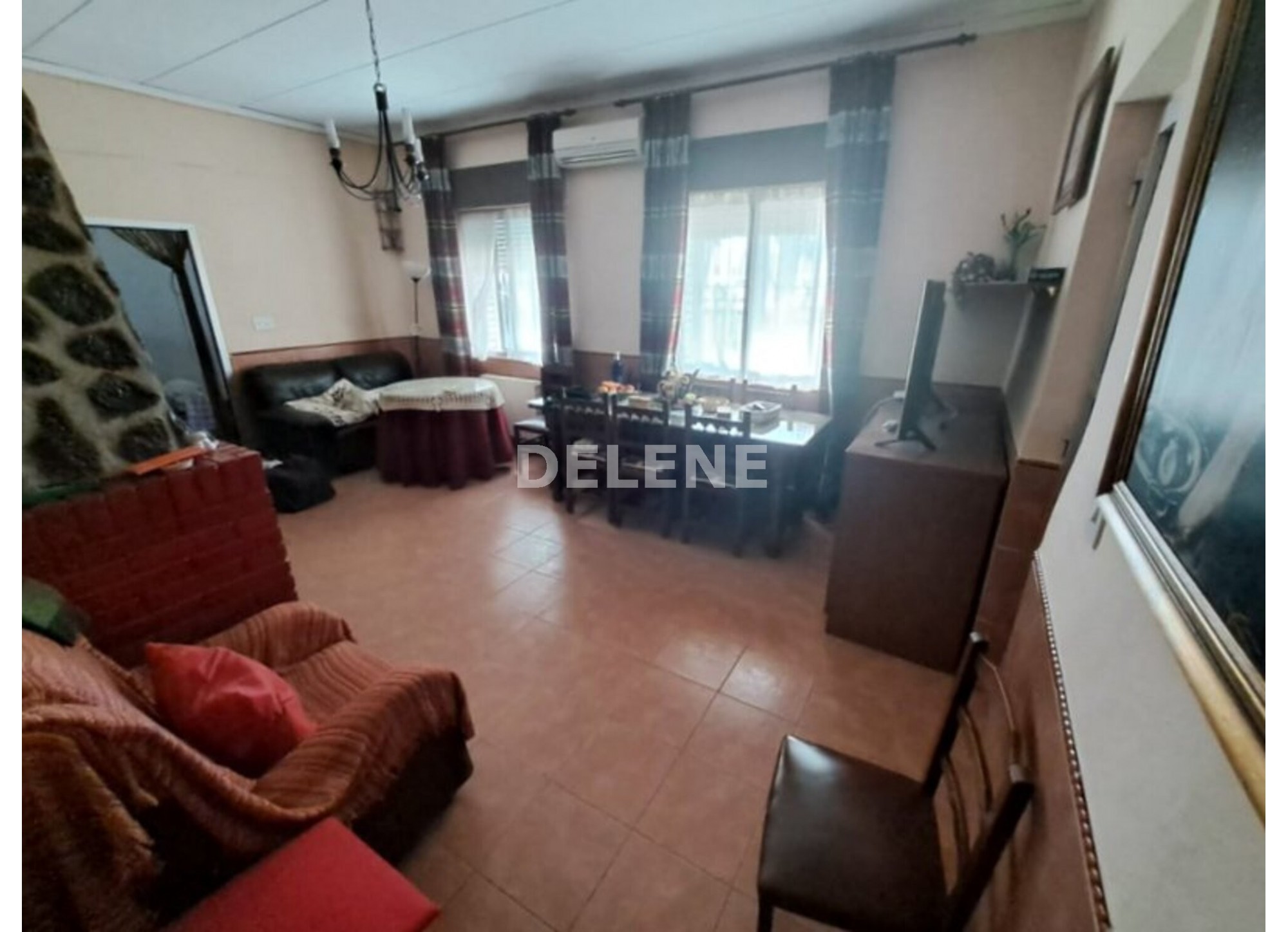 2881 CASA CON NAVE Y PARCELA, NAVA DE ABAJO