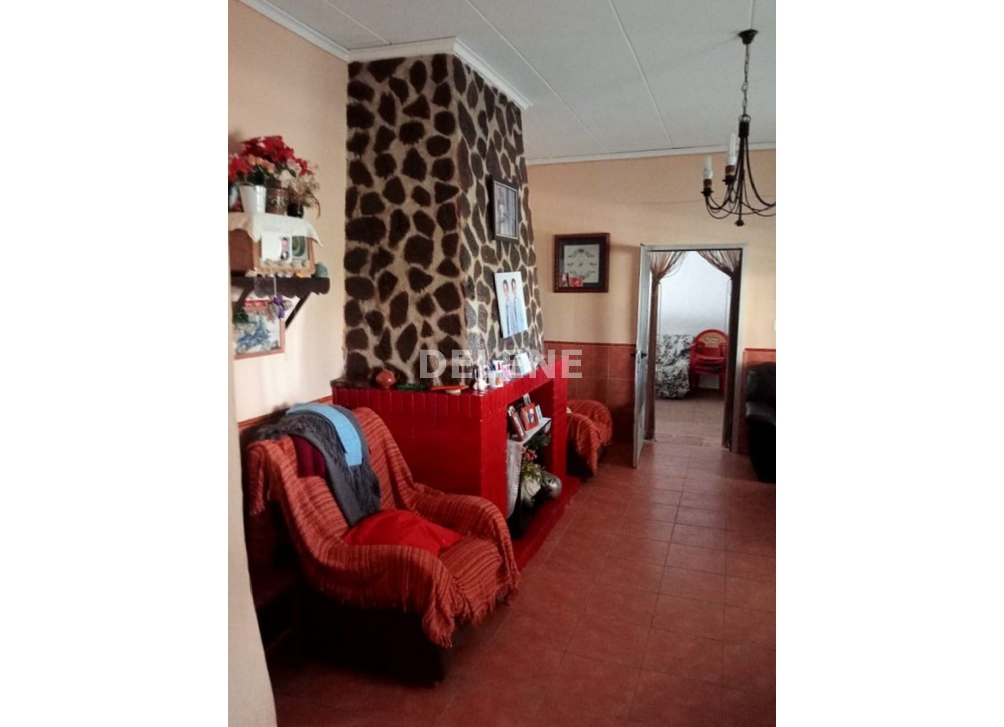 2881 CASA CON NAVE Y PARCELA, NAVA DE ABAJO