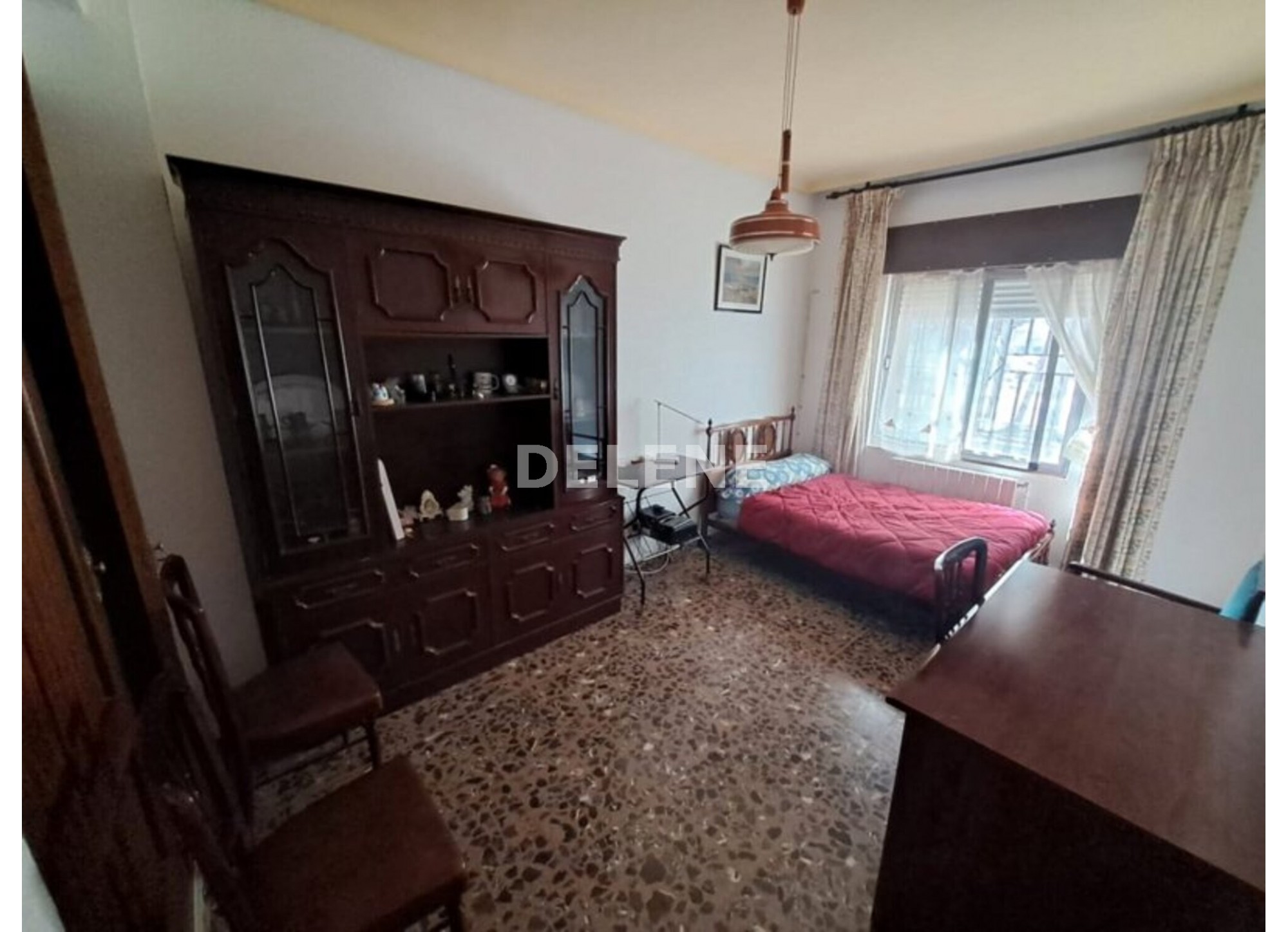 2881 CASA CON NAVE Y PARCELA, NAVA DE ABAJO