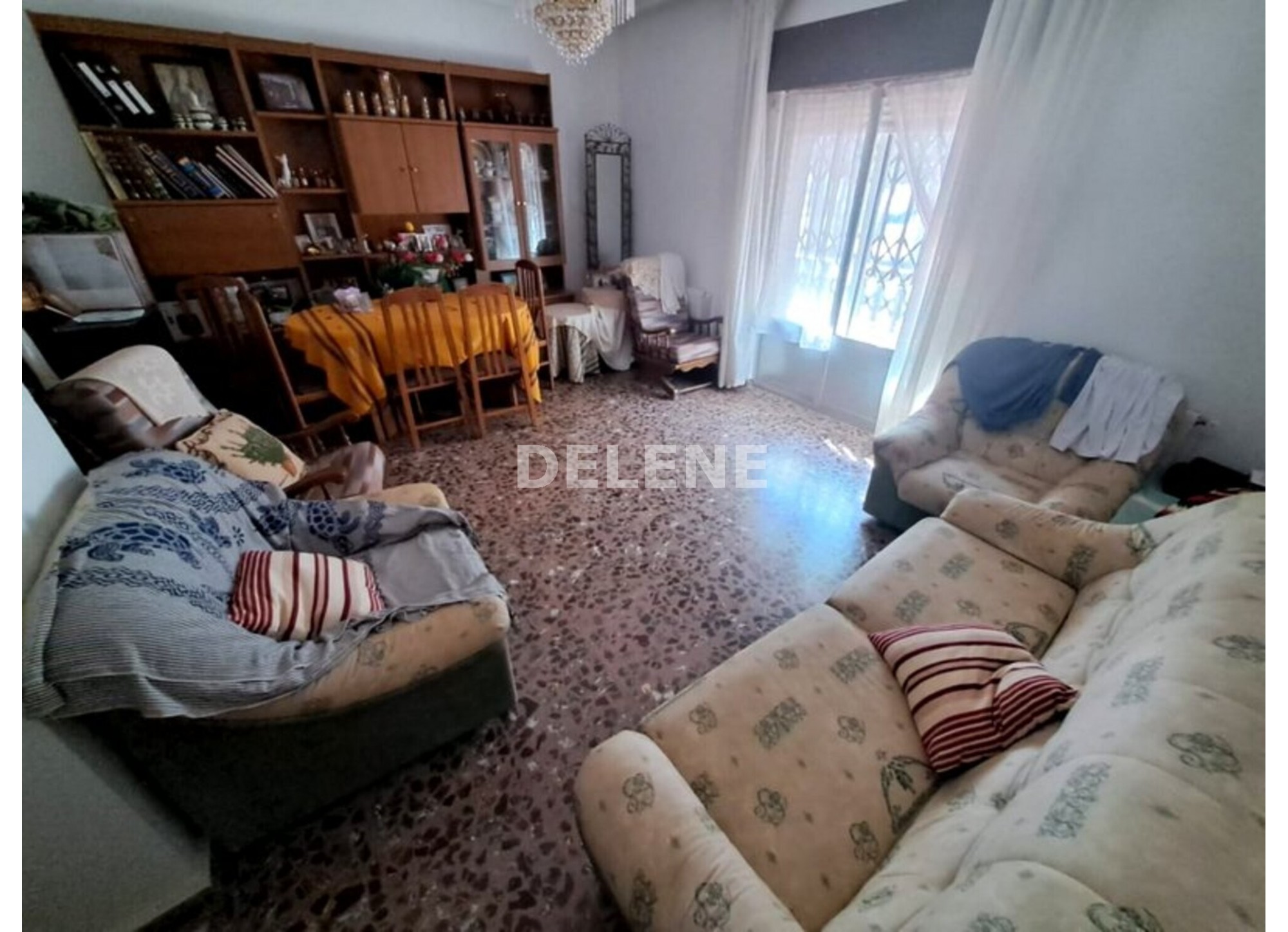 2881 CASA CON NAVE Y PARCELA, NAVA DE ABAJO