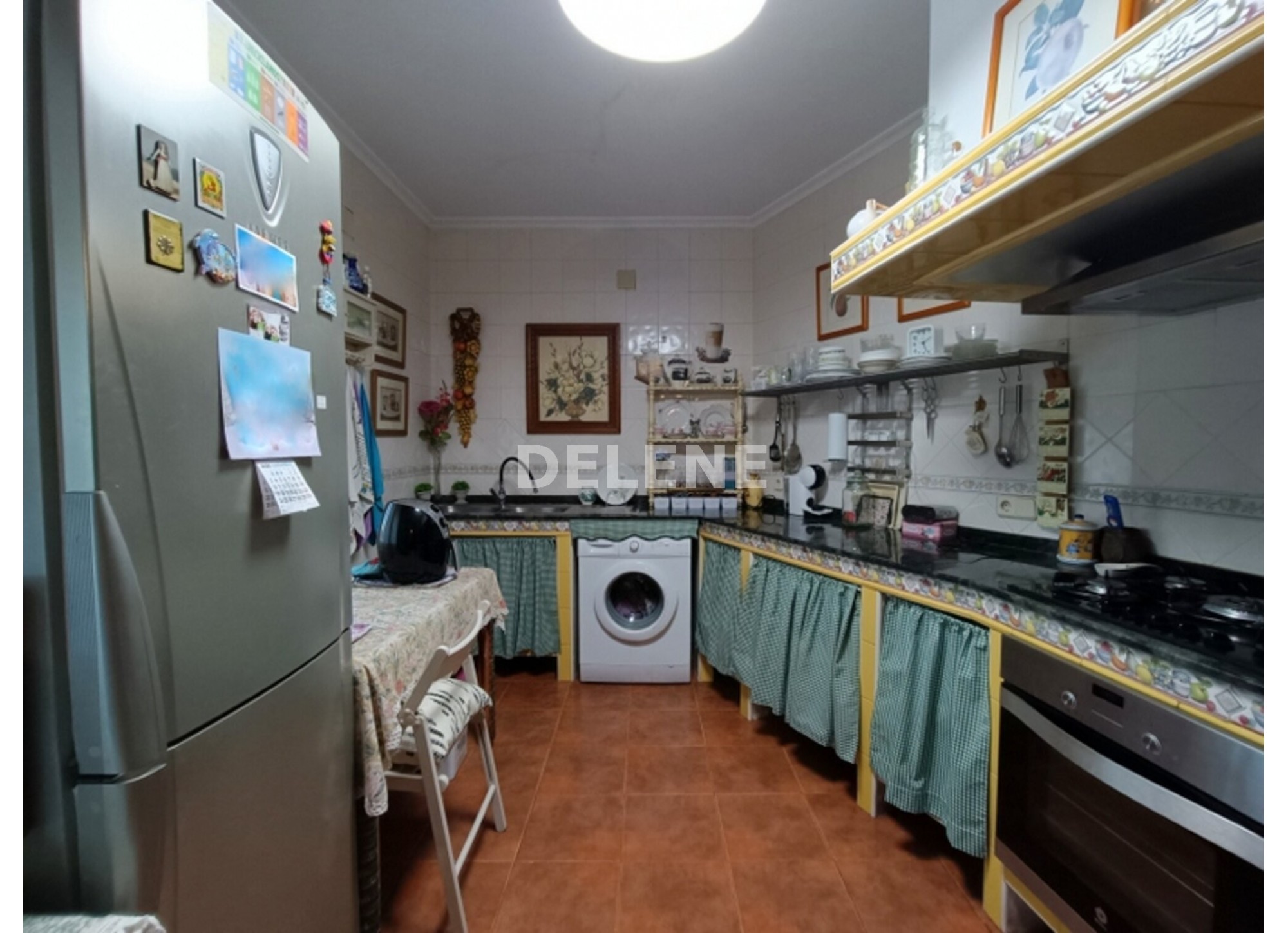 2882 PISO CON GARAJE, TERRAZA Y PATIO, ZONA MERCADO MUNICIPAL