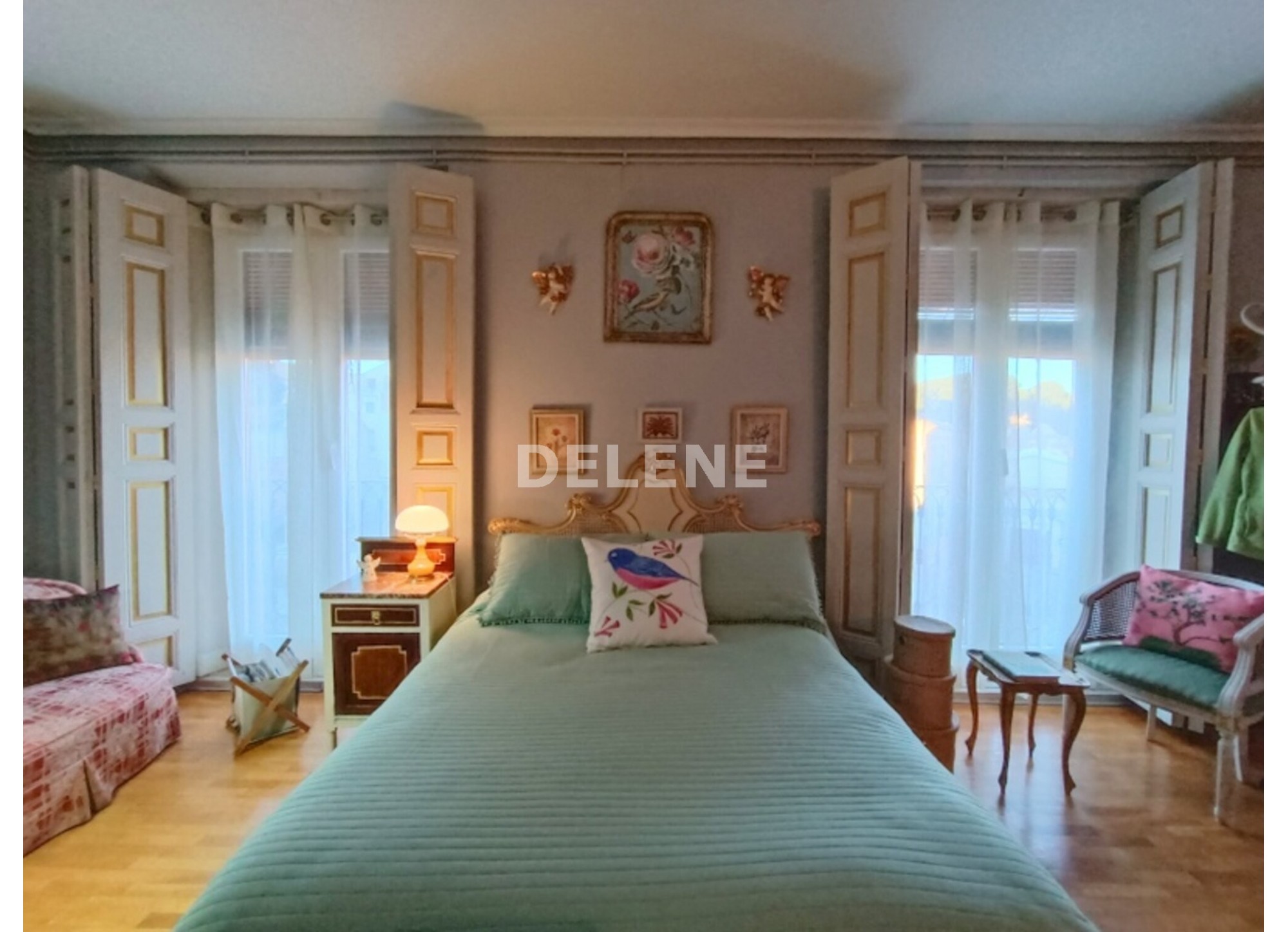 2882 PISO CON GARAJE, TERRAZA Y PATIO, ZONA MERCADO MUNICIPAL