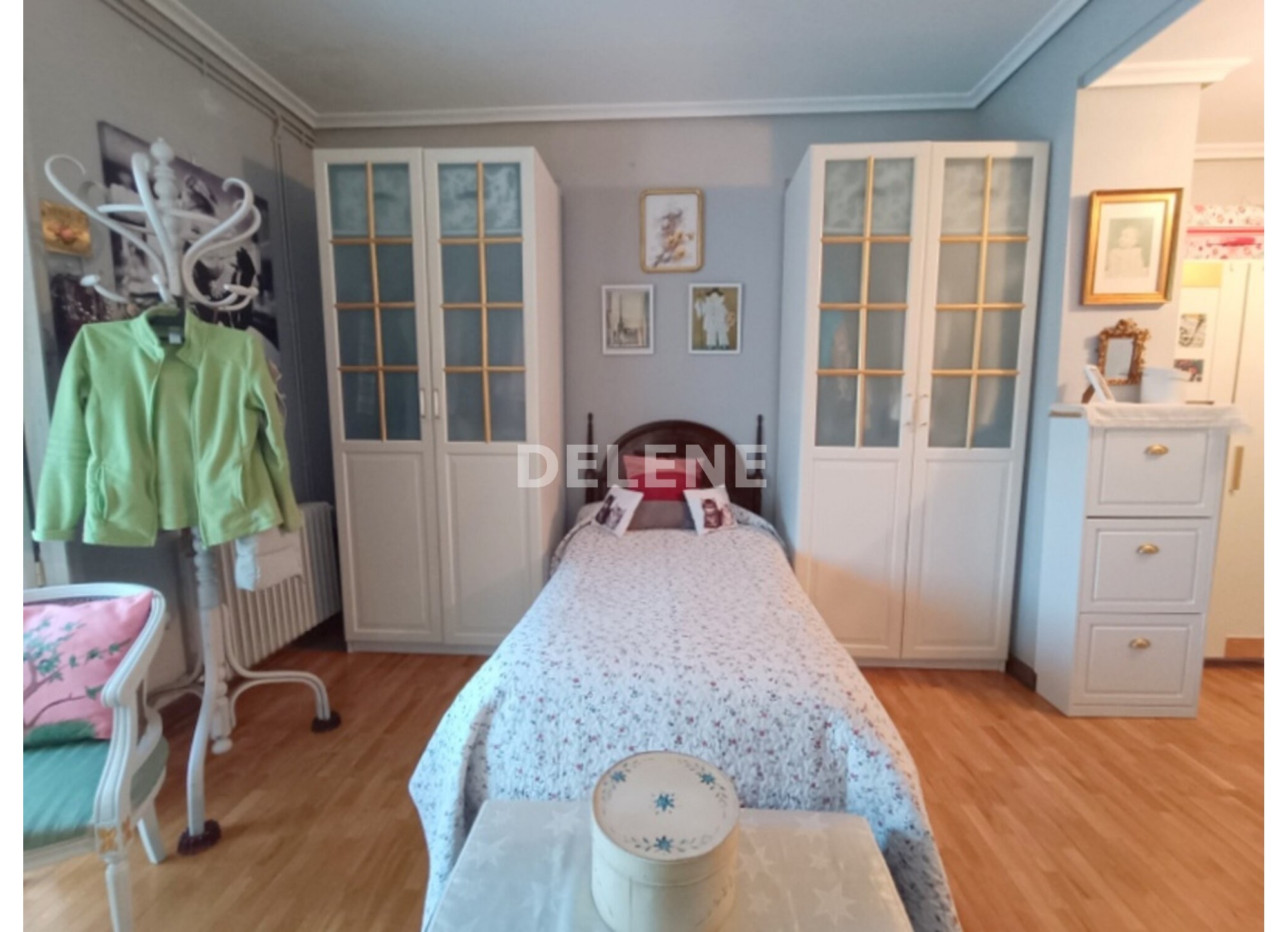 2882 PISO CON GARAJE, TERRAZA Y PATIO, ZONA MERCADO MUNICIPAL