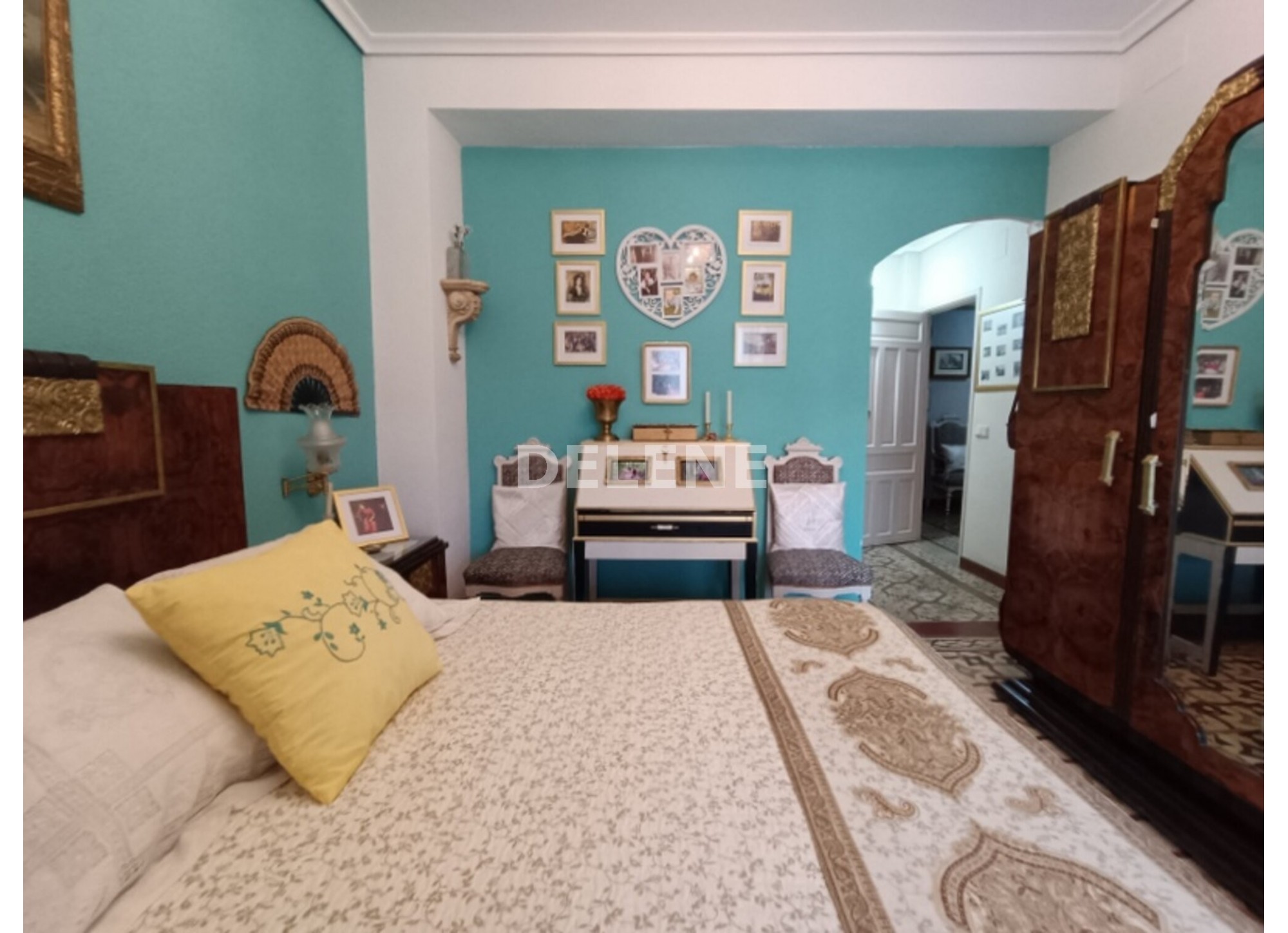 2882 PISO CON GARAJE, TERRAZA Y PATIO, ZONA MERCADO MUNICIPAL