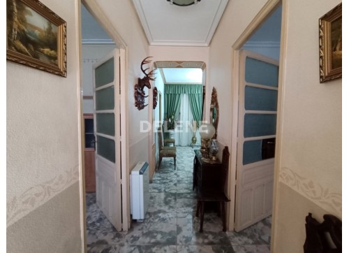 2883 CASA CON COCHERA Y PATIO, TOBARRA