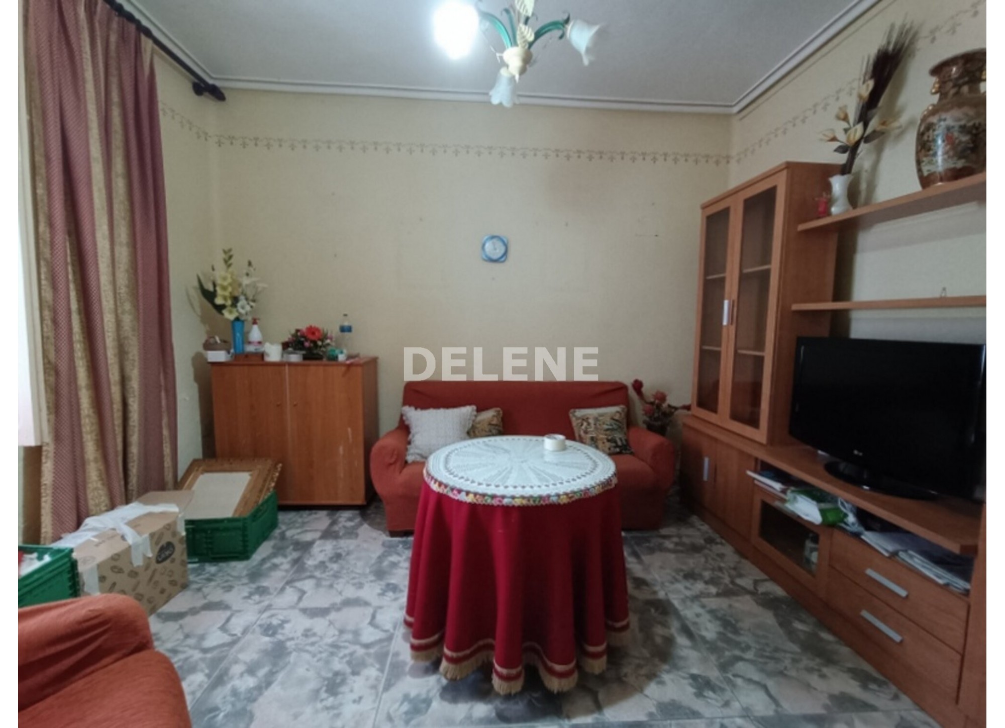 2883 CASA CON COCHERA Y PATIO, TOBARRA