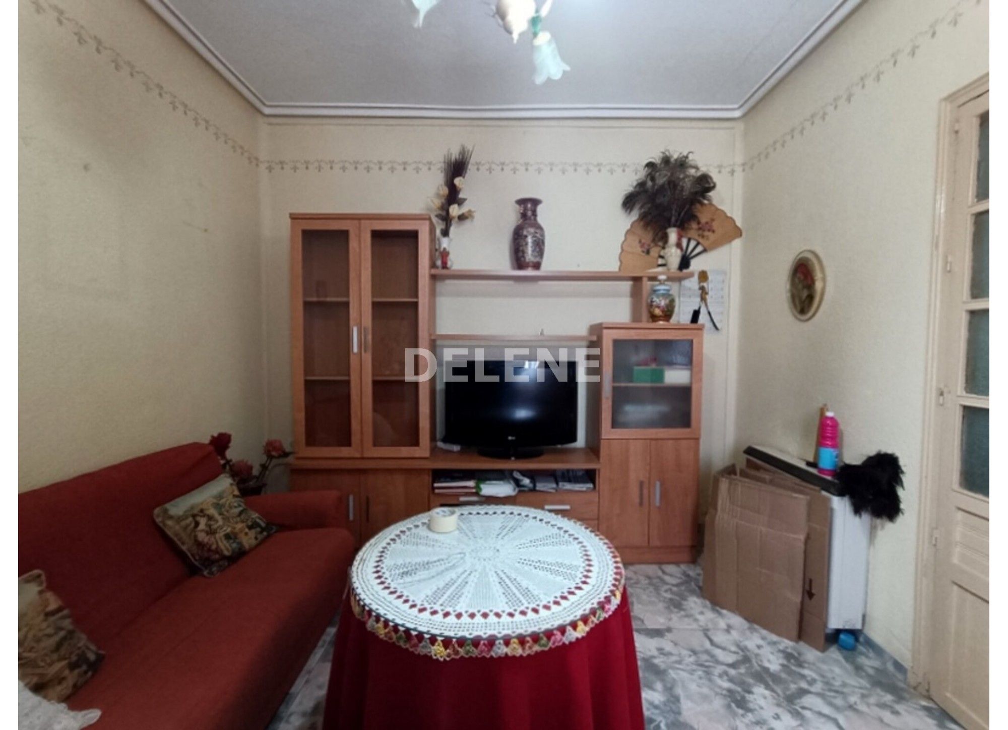 2883 CASA CON COCHERA Y PATIO, TOBARRA