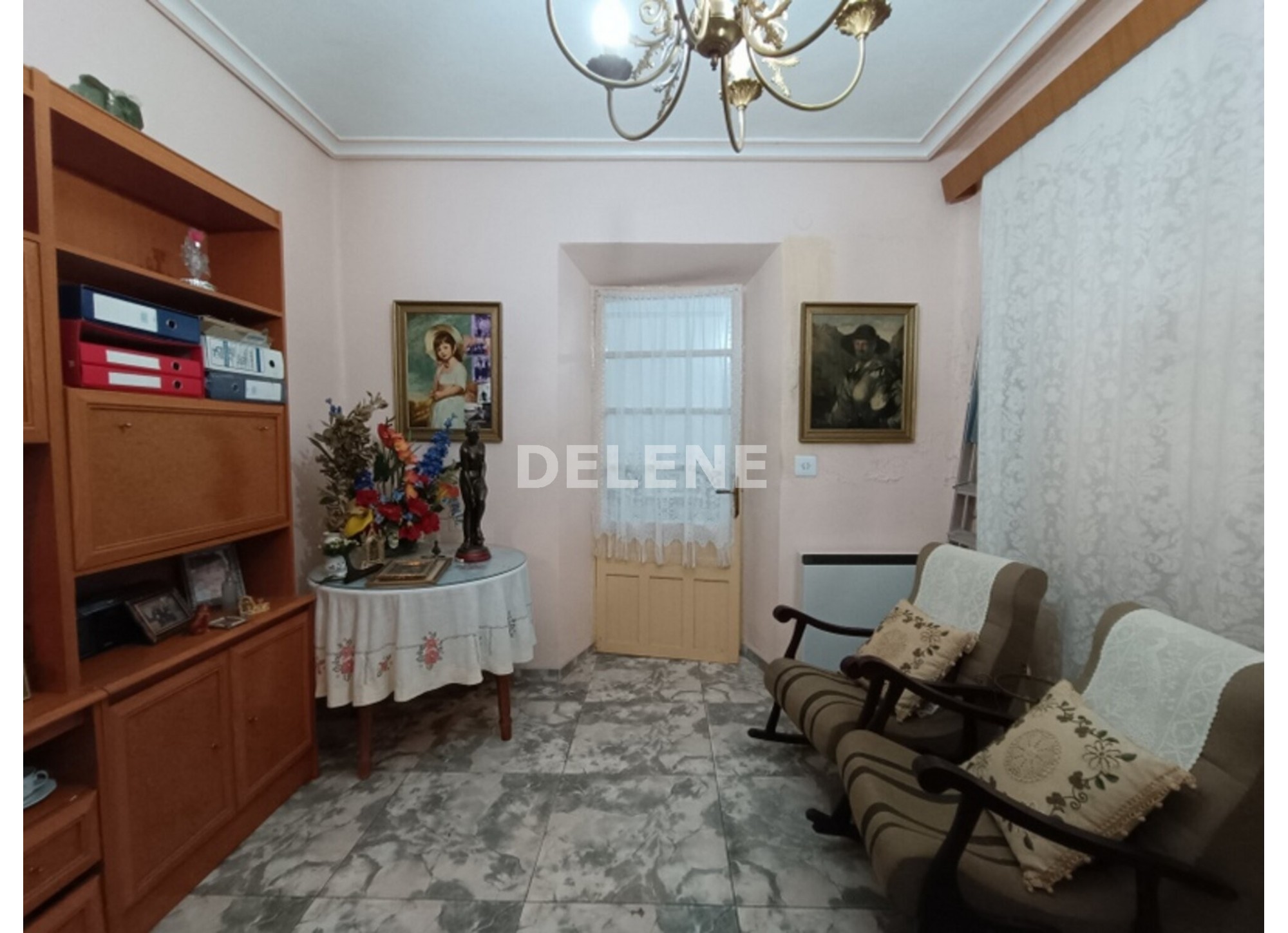 2883 CASA CON COCHERA Y PATIO, TOBARRA