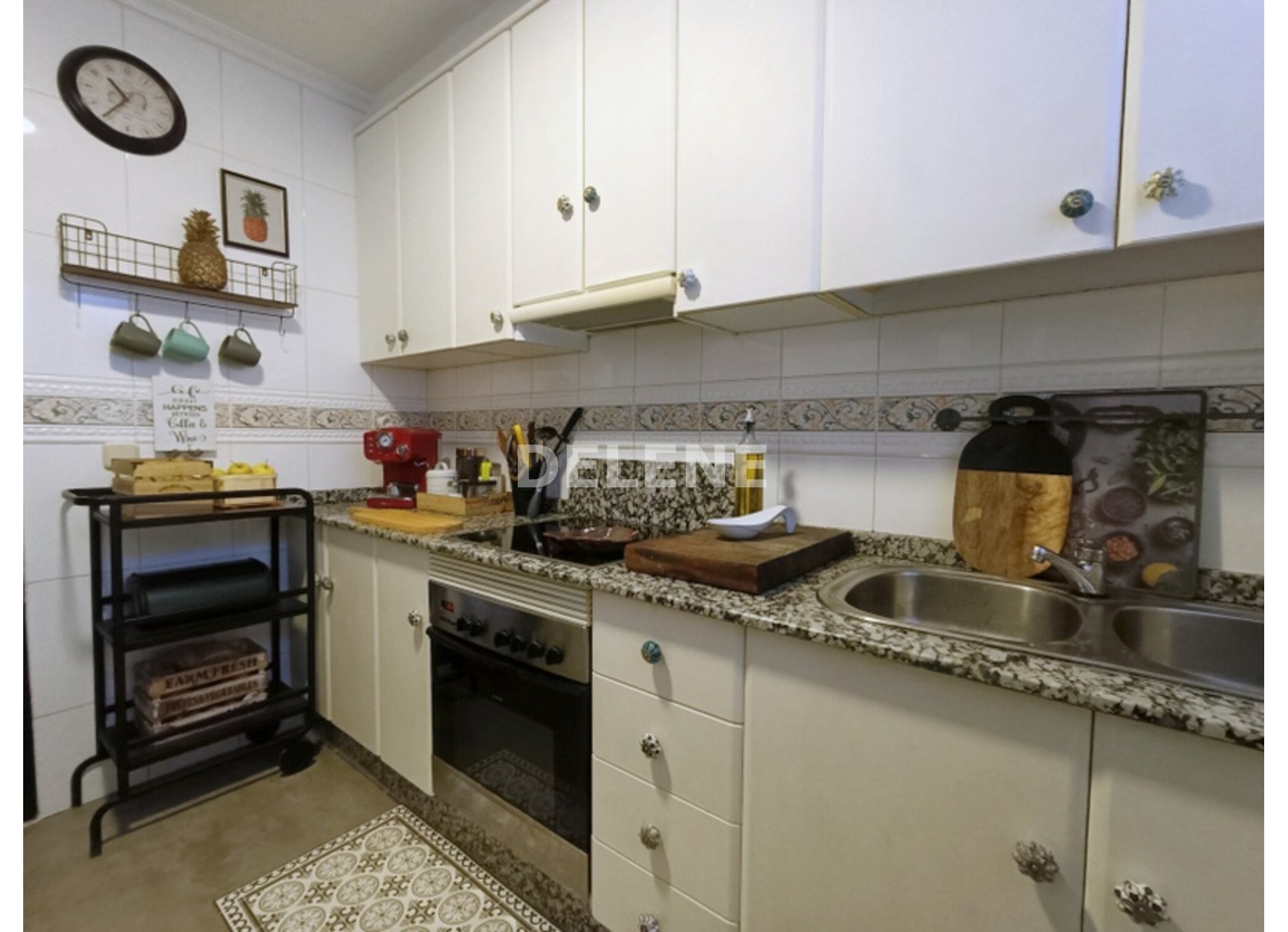 2886 ÁTICO CON GARAJE Y TRASTERO, ZONA MARTINEZ PARRAS