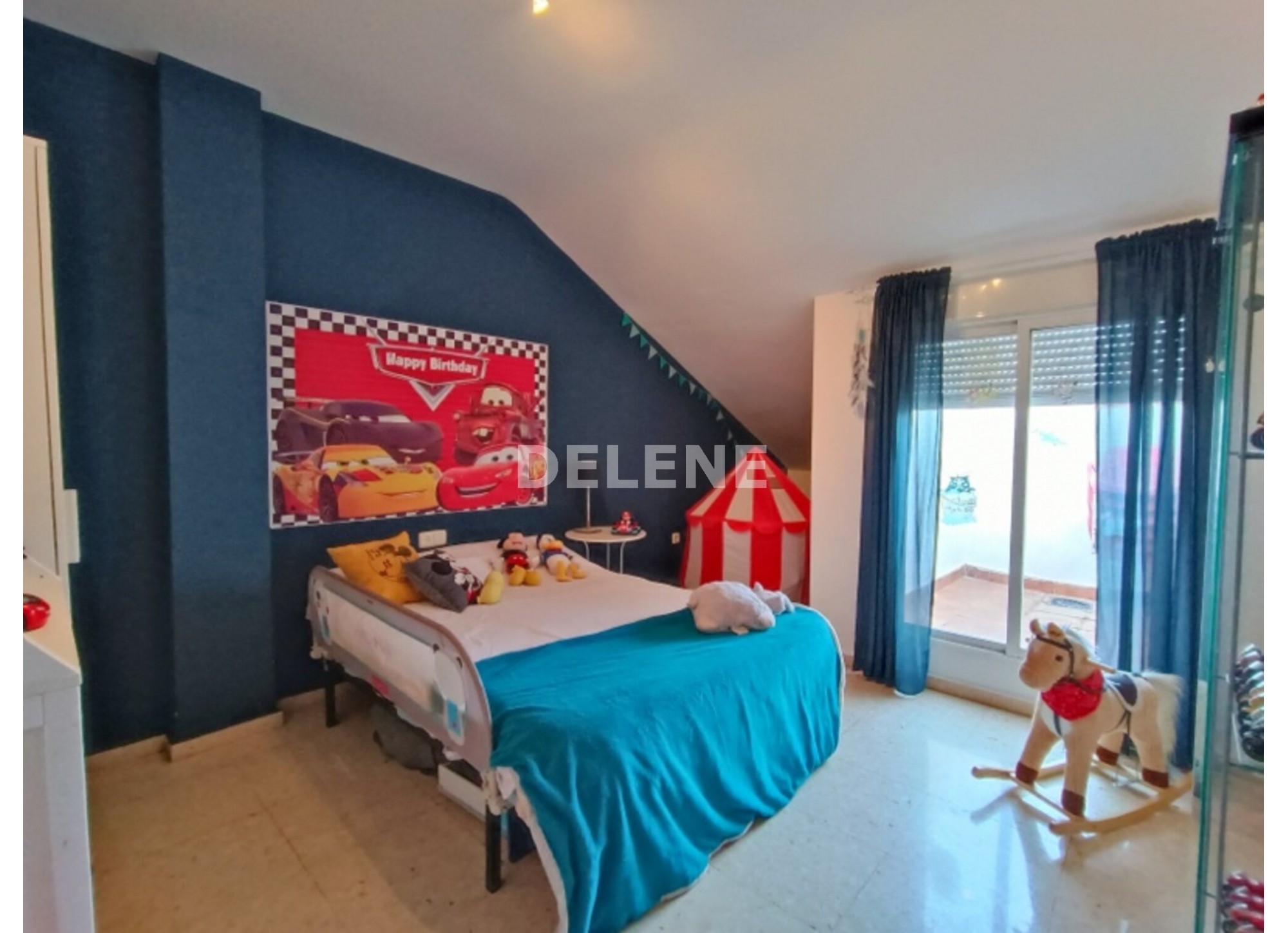 2886 ÁTICO CON GARAJE Y TRASTERO, ZONA MARTINEZ PARRAS