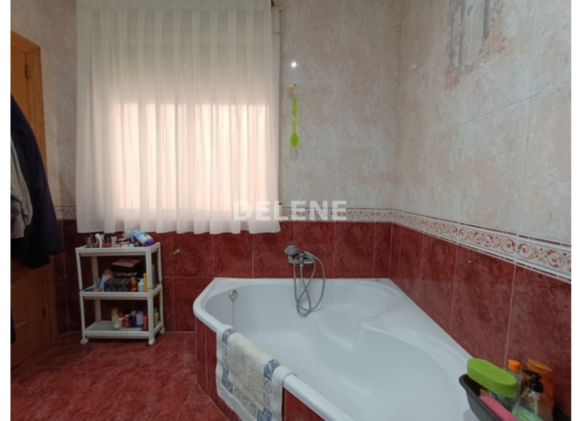 2887 PISO CON BALCONES Y TERRAZA, ZONA AVDA. CONSTITUCIÓN