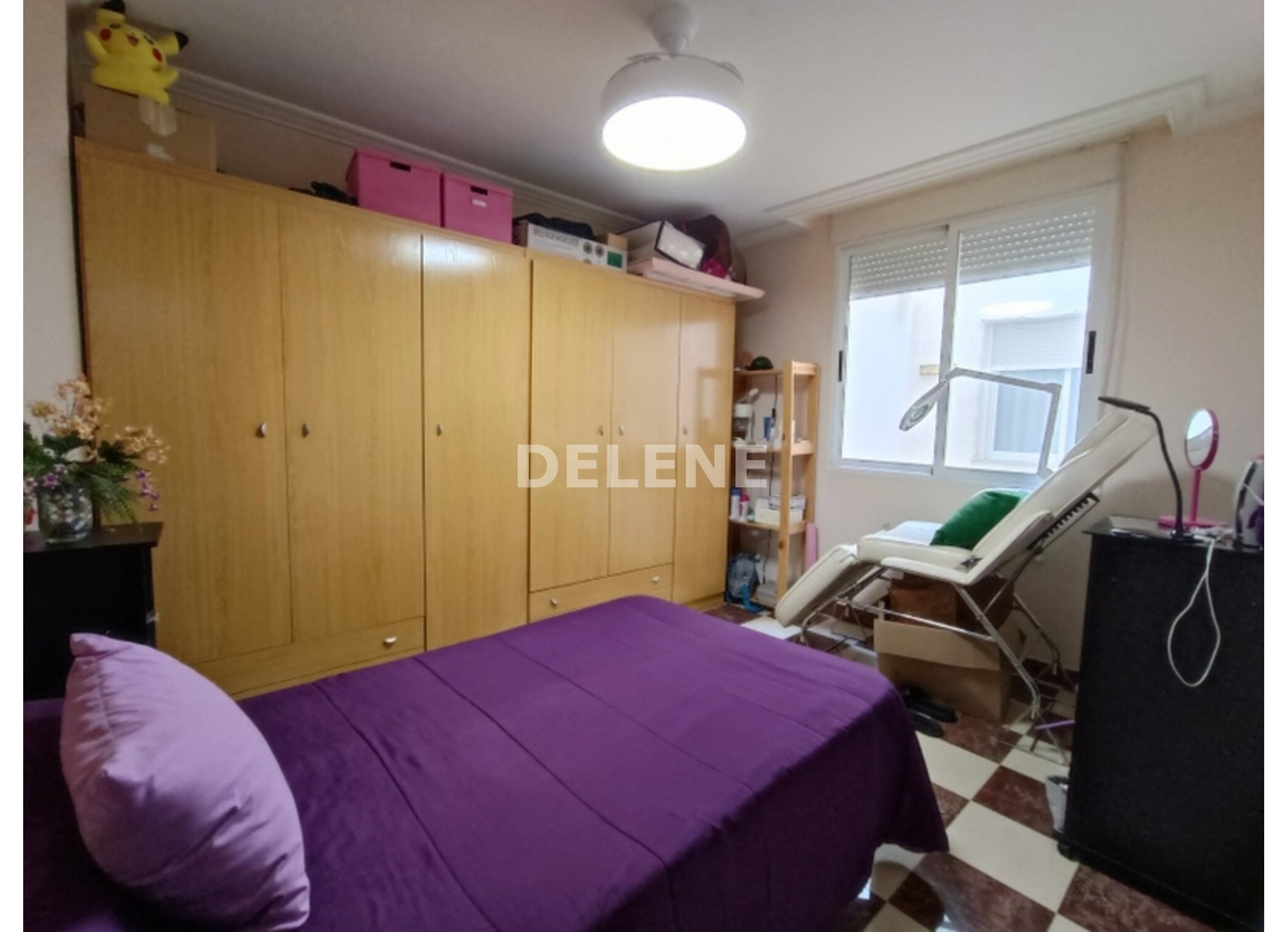 2887 PISO CON BALCONES Y TERRAZA, ZONA AVDA. CONSTITUCIÓN