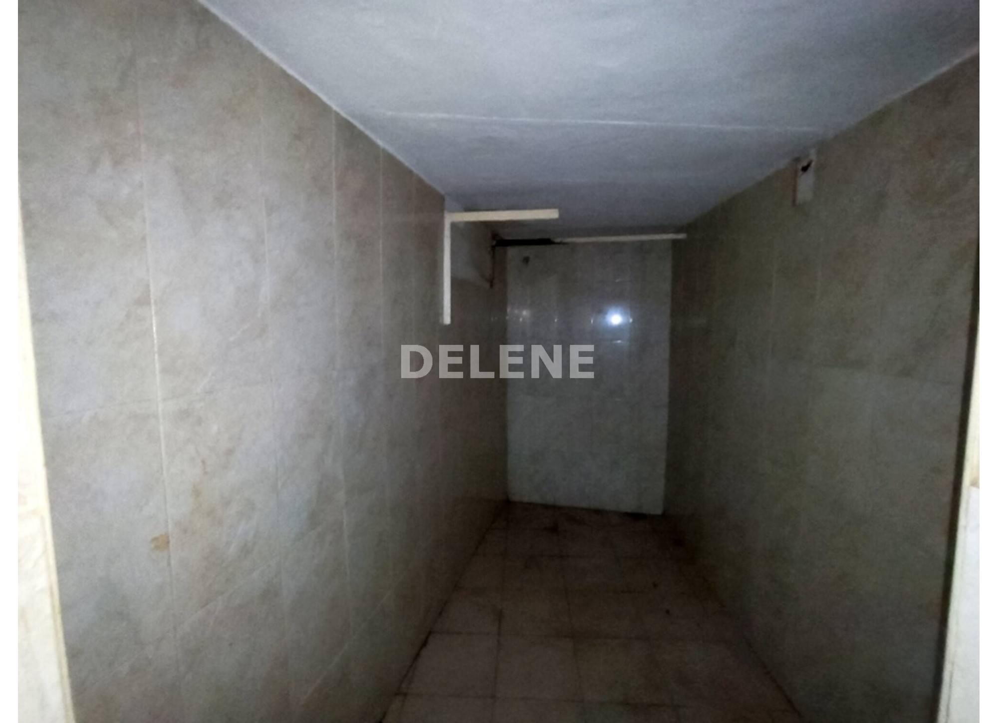 2888 LOCAL PROXIMO A POLICIA NACIONAL