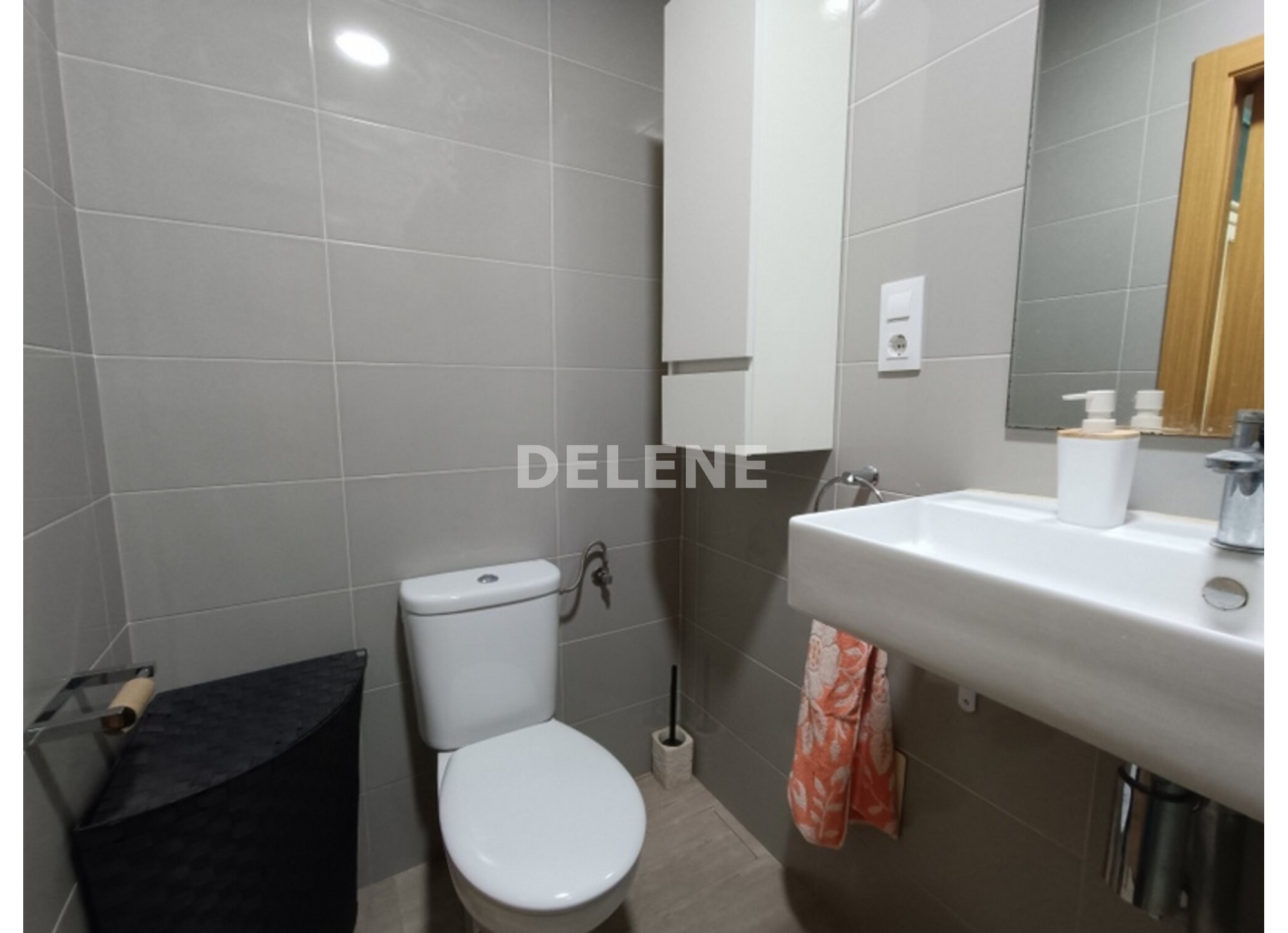 2892 CASA CON PATIO, CAÑADA DE AGRA