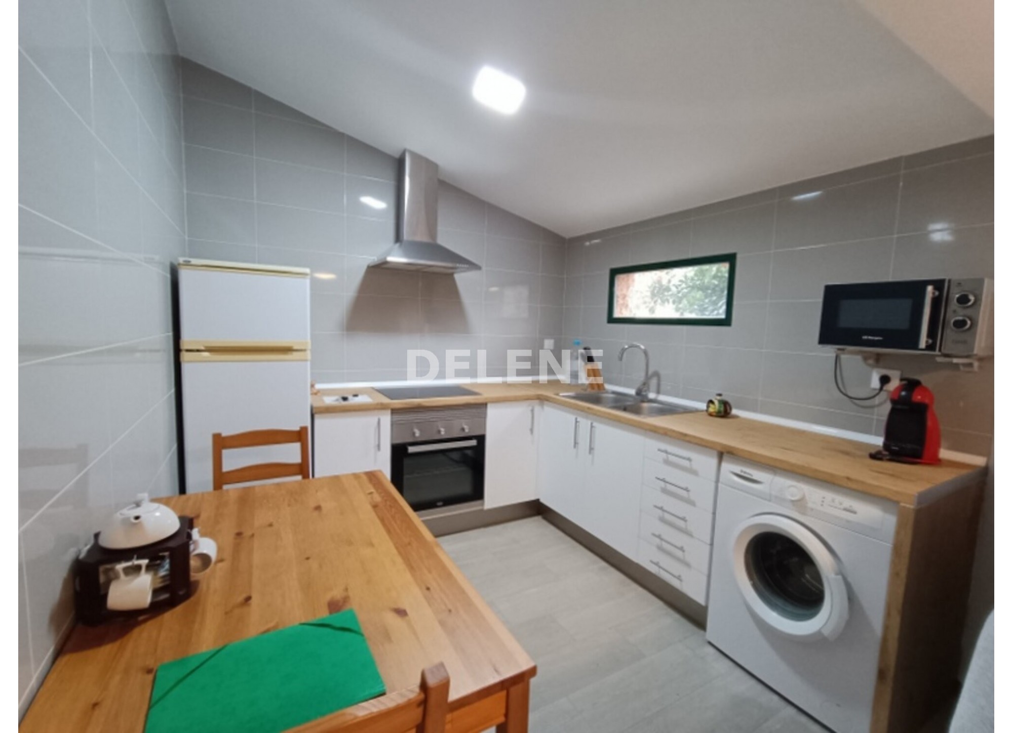 2892 CASA CON PATIO, CAÑADA DE AGRA