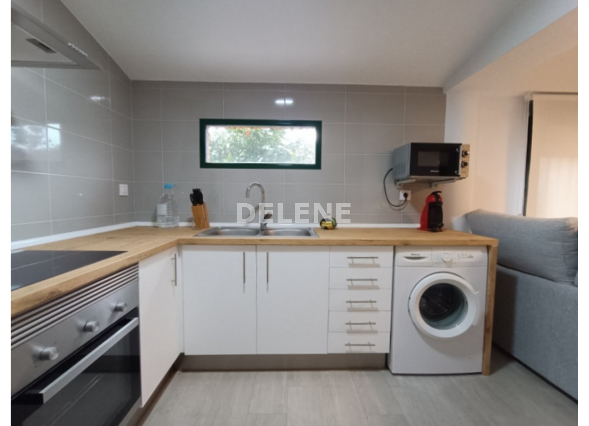 2892 CASA CON PATIO, CAÑADA DE AGRA