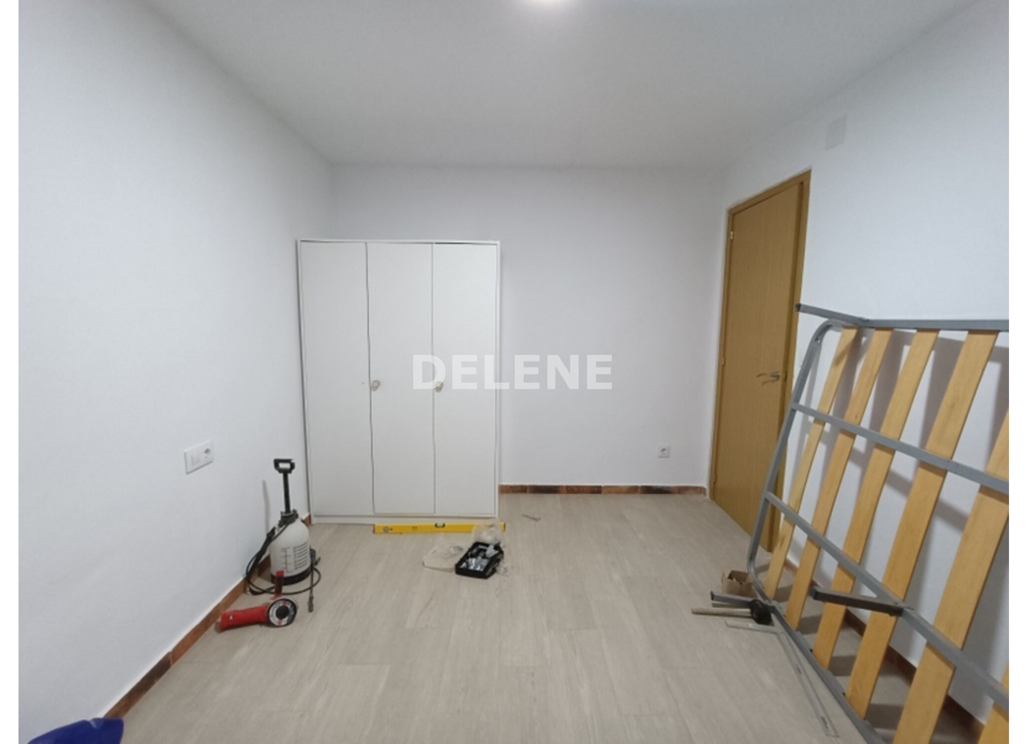 2892 CASA CON PATIO, CAÑADA DE AGRA