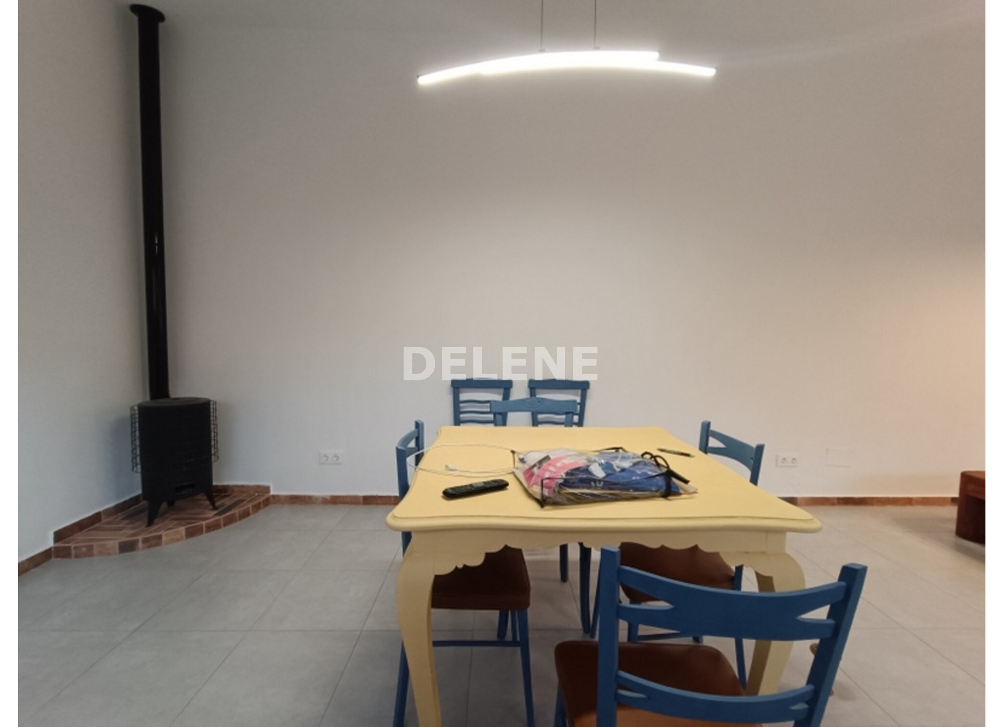 2892 CASA CON PATIO, CAÑADA DE AGRA