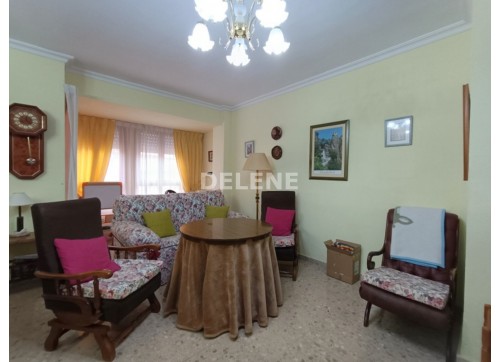 2893 PISO CON BALCÓN, ZONA HACIENDA