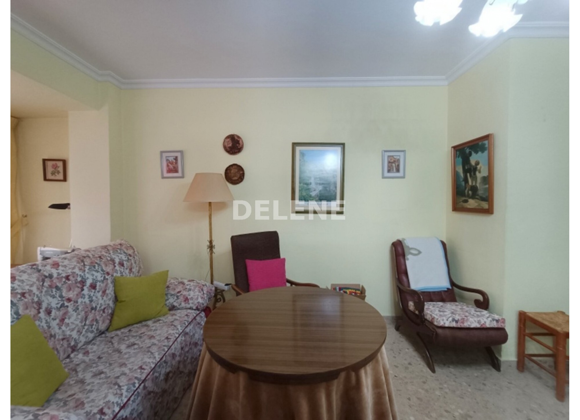 2893 PISO CON BALCÓN, ZONA HACIENDA