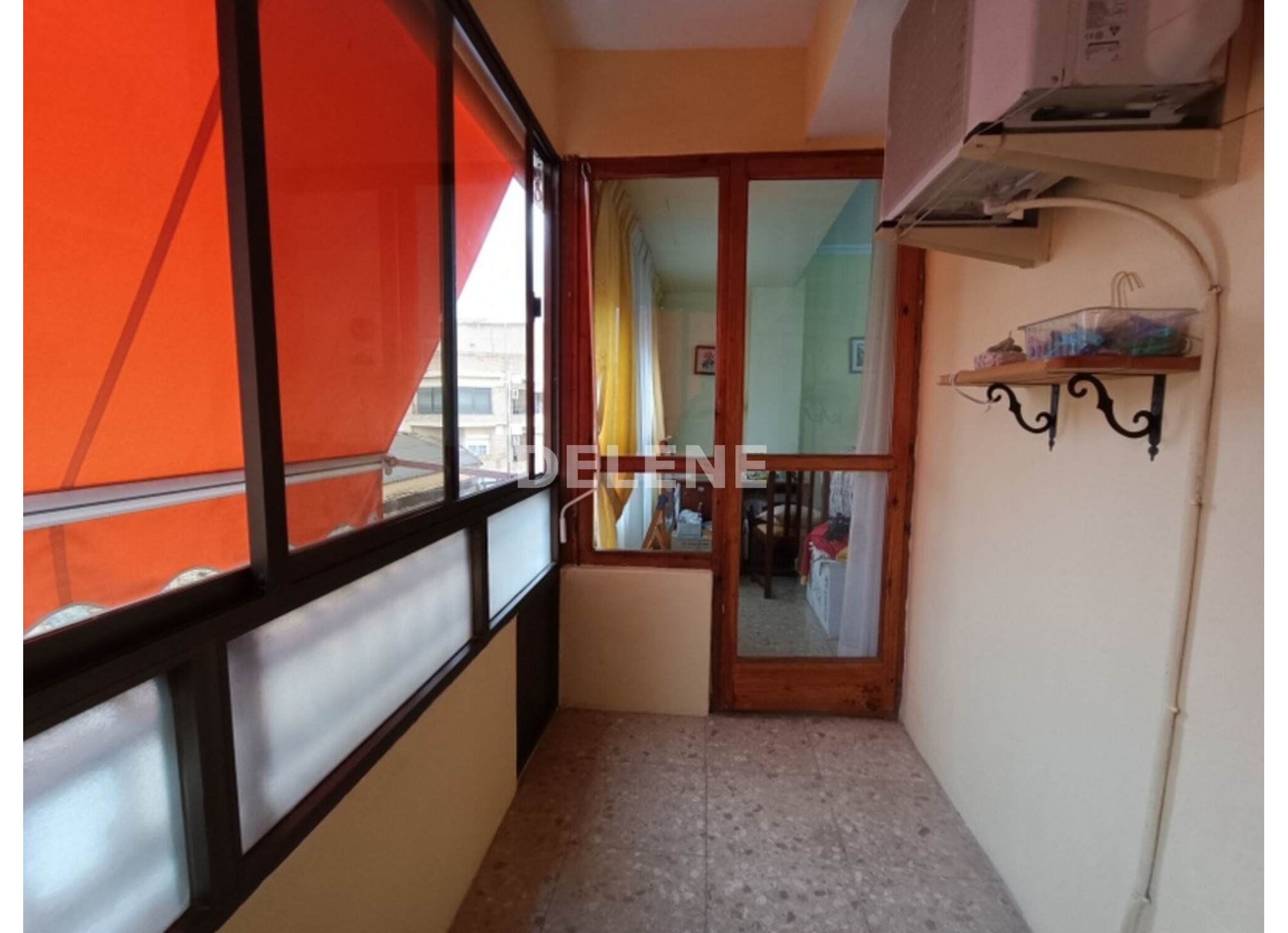 2893 PISO CON BALCÓN, ZONA HACIENDA