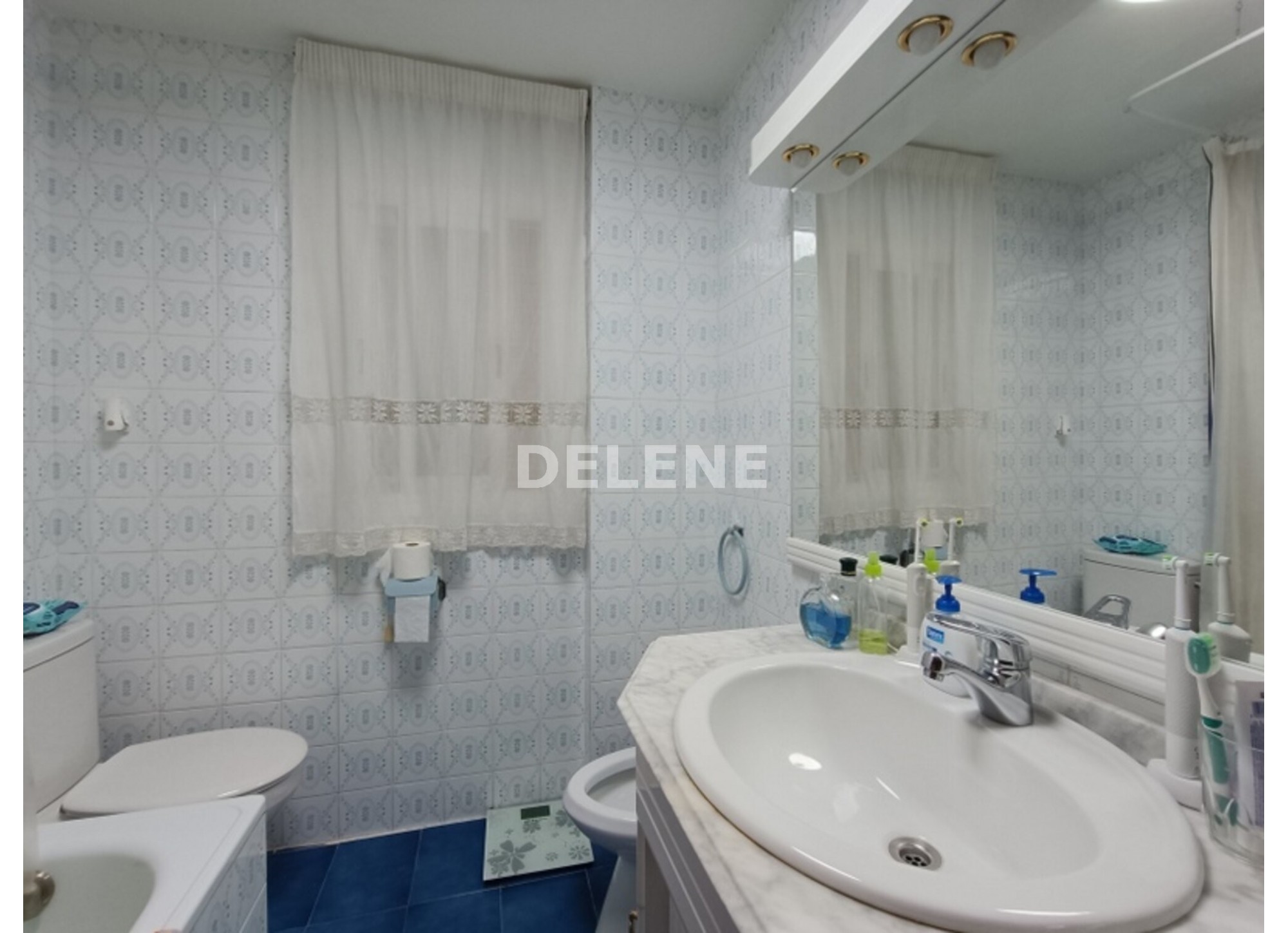 2893 PISO CON BALCÓN, ZONA HACIENDA