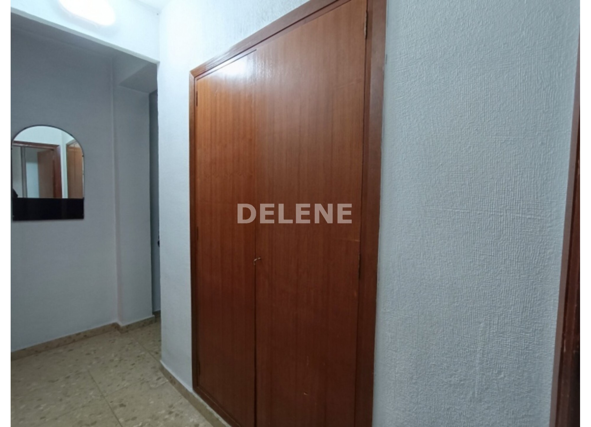 2893 PISO CON BALCÓN, ZONA HACIENDA