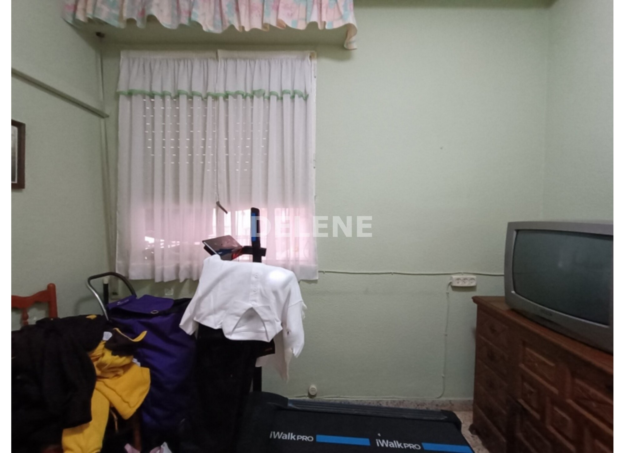 2895 PISO CON BALCÓN, ZONA ISABEL LA CATÓLICA