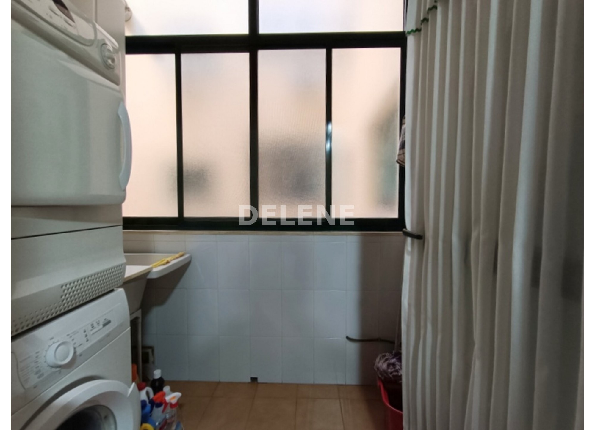 2894 PISO CON BALCÓN Y GARAJE, ZONA GRAN VÍA