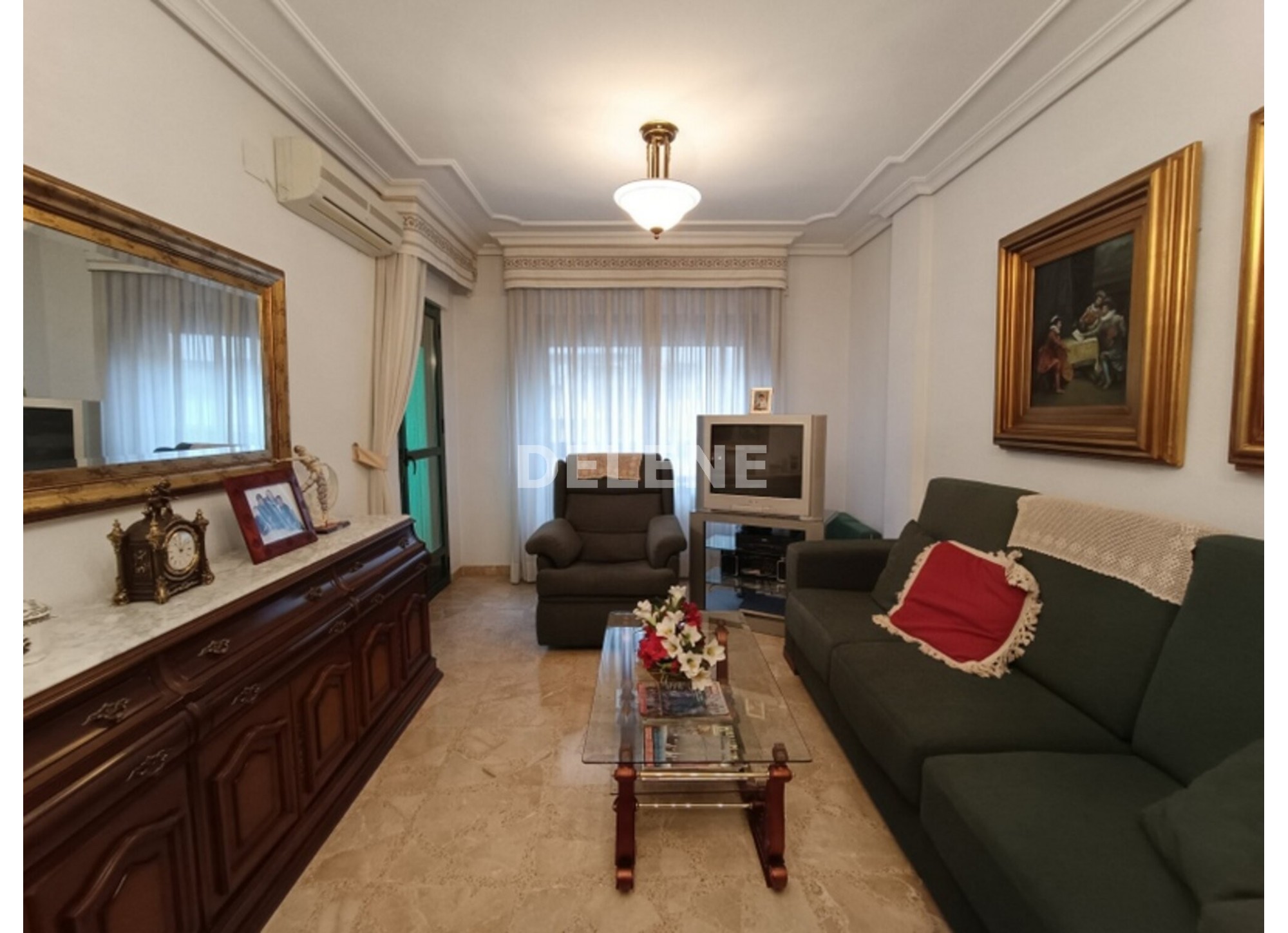 2894 PISO CON BALCÓN Y GARAJE, ZONA GRAN VÍA